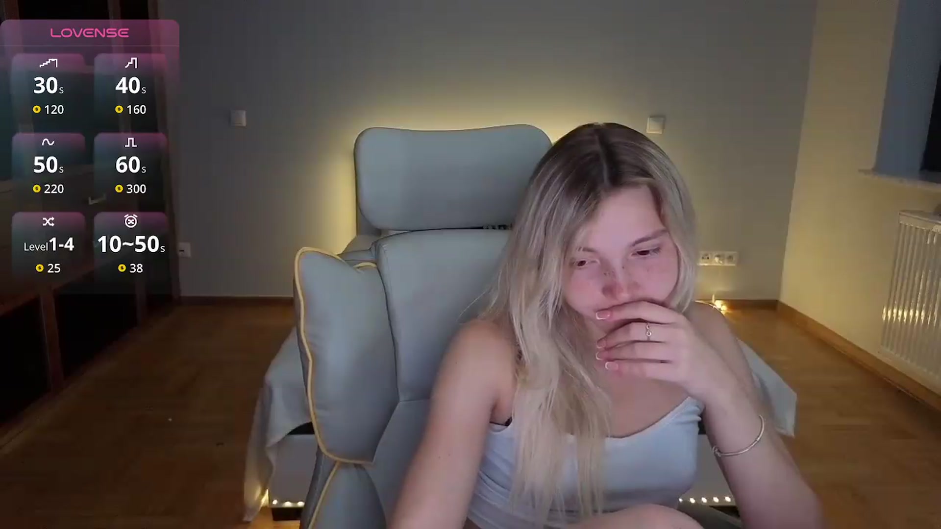 Gallery image thumbnail from Daisyy's myfreecams stream on, 08/10/2026, 22:05 image 16 of 20