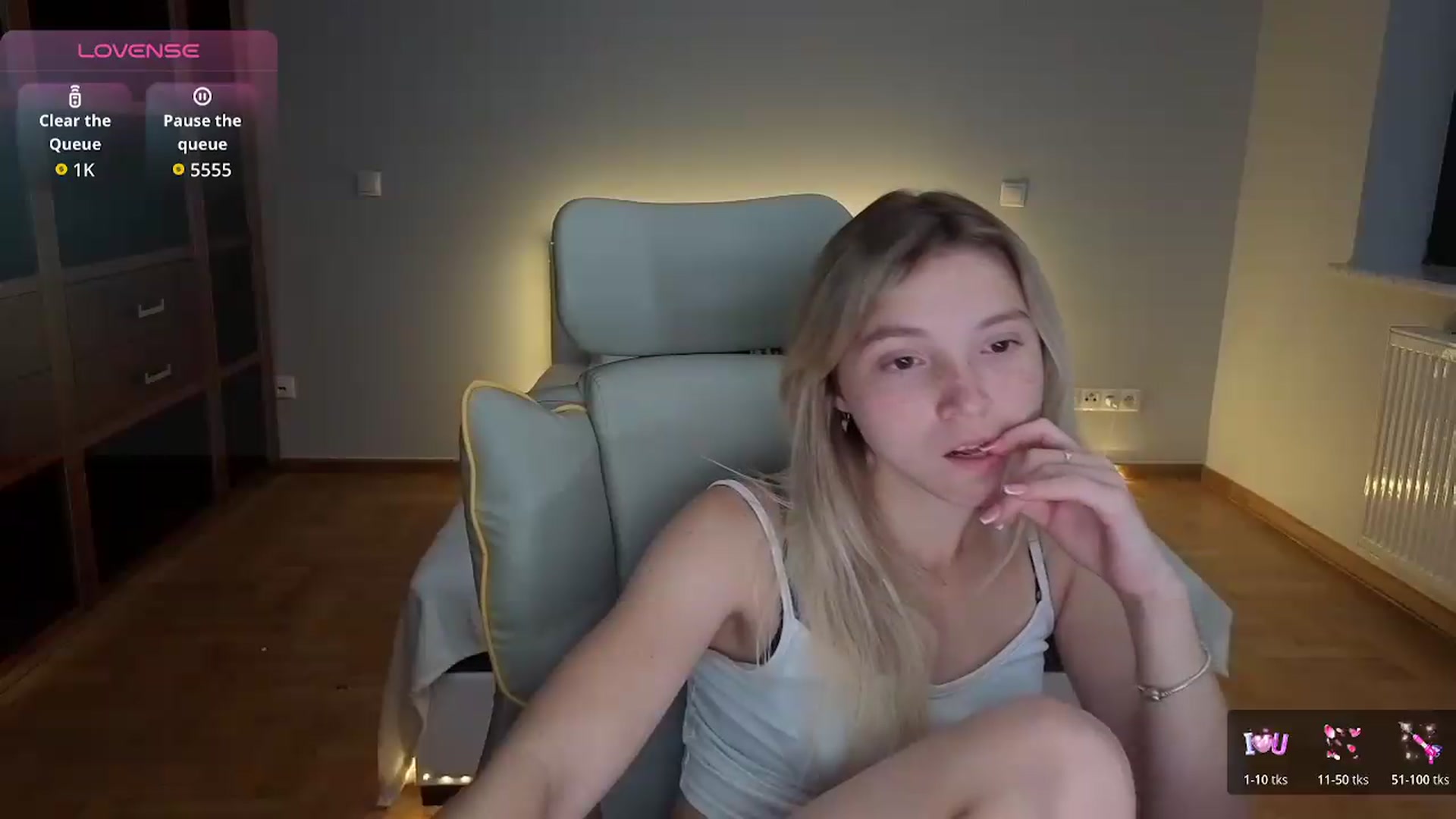 Gallery image thumbnail from Daisyy's myfreecams stream on, 08/10/2026, 22:05 image 20 of 20
