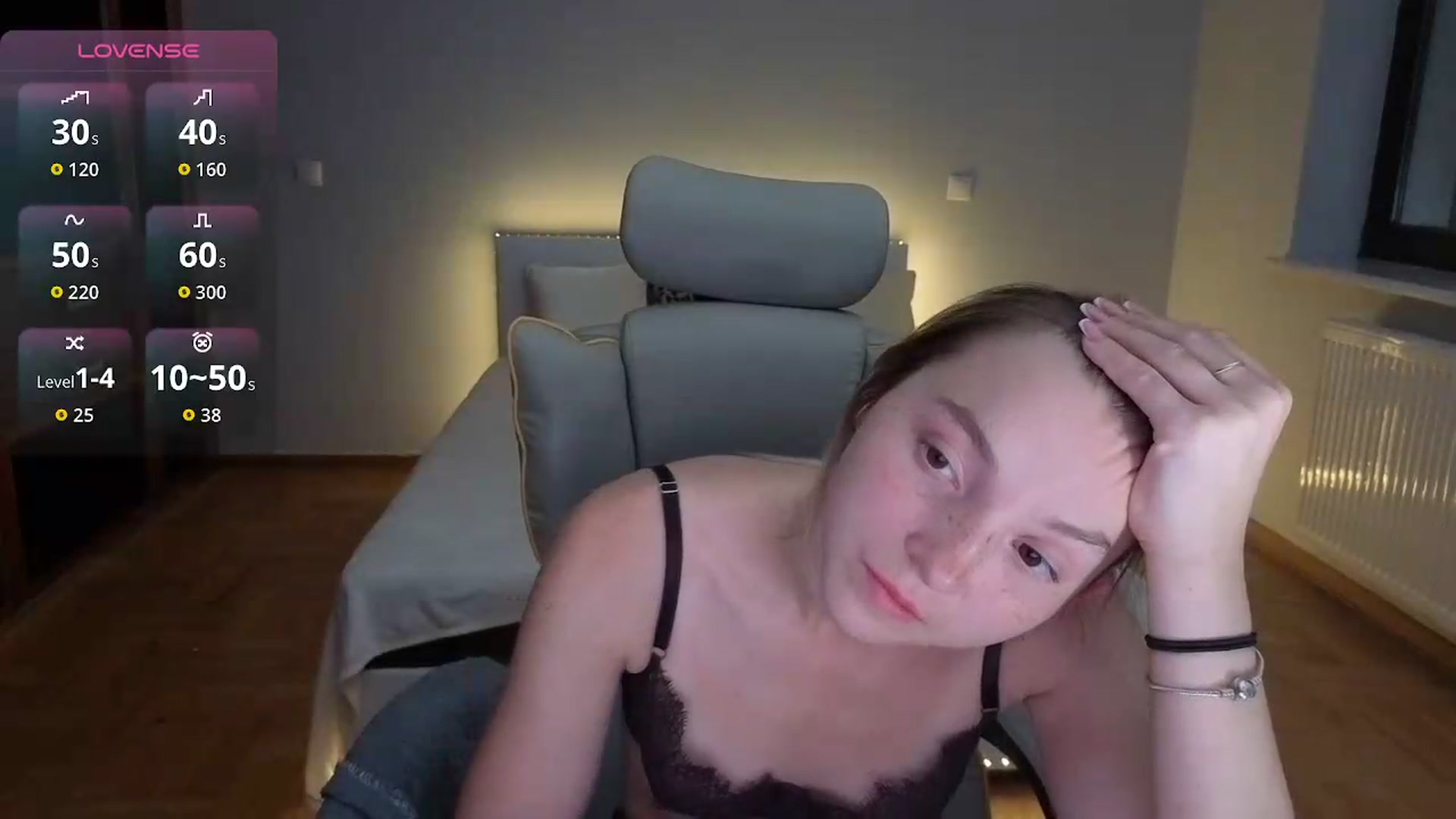 Gallery image thumbnail from Daisyy's myfreecams stream on, 08/11/2026, 17:45 image 15 of 20