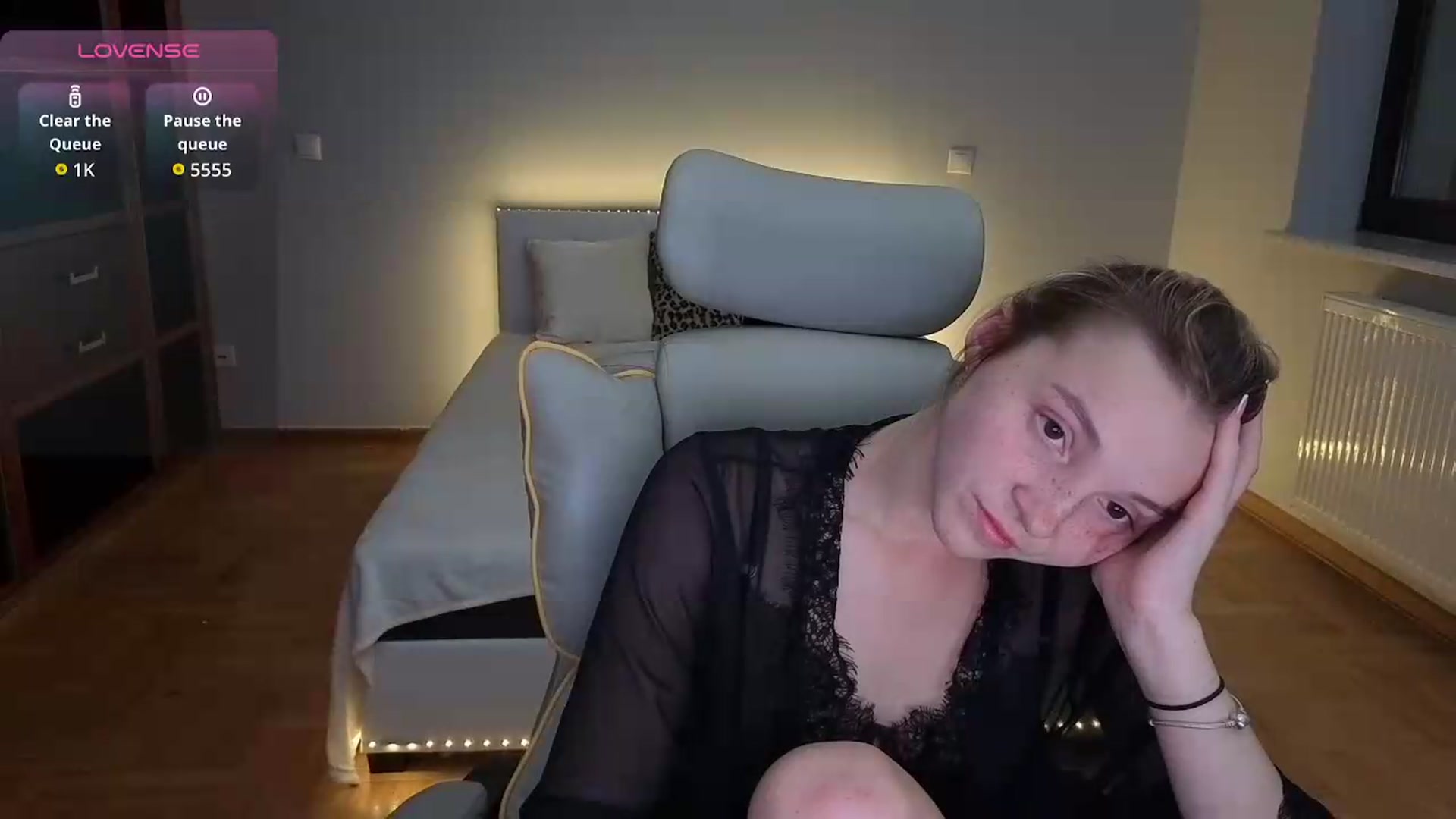 Gallery image thumbnail from Daisyy's myfreecams stream on, 08/11/2026, 19:21 image 10 of 20