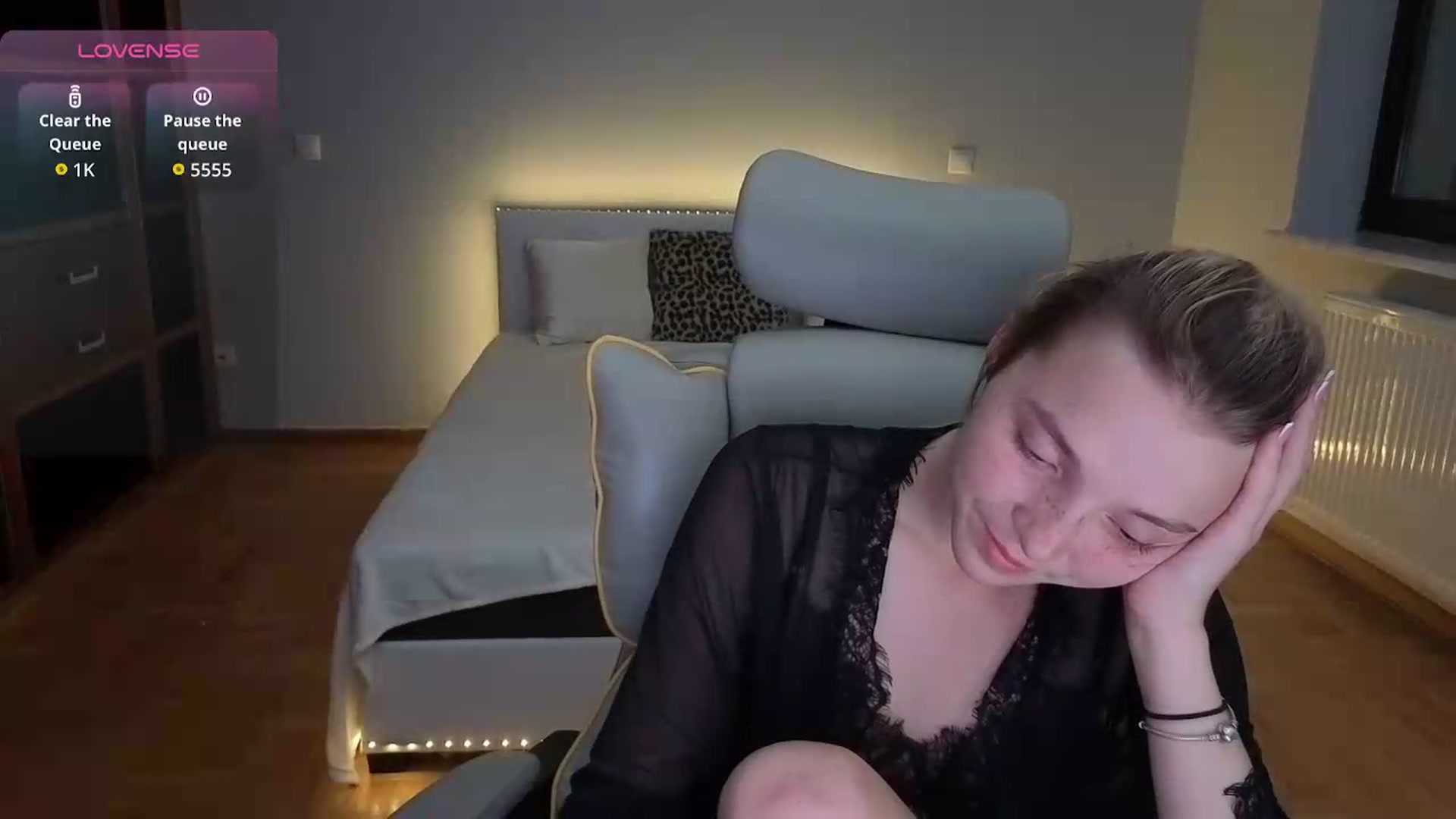 Gallery image thumbnail from Daisyy's myfreecams stream on, 08/11/2026, 19:21 image 9 of 20
