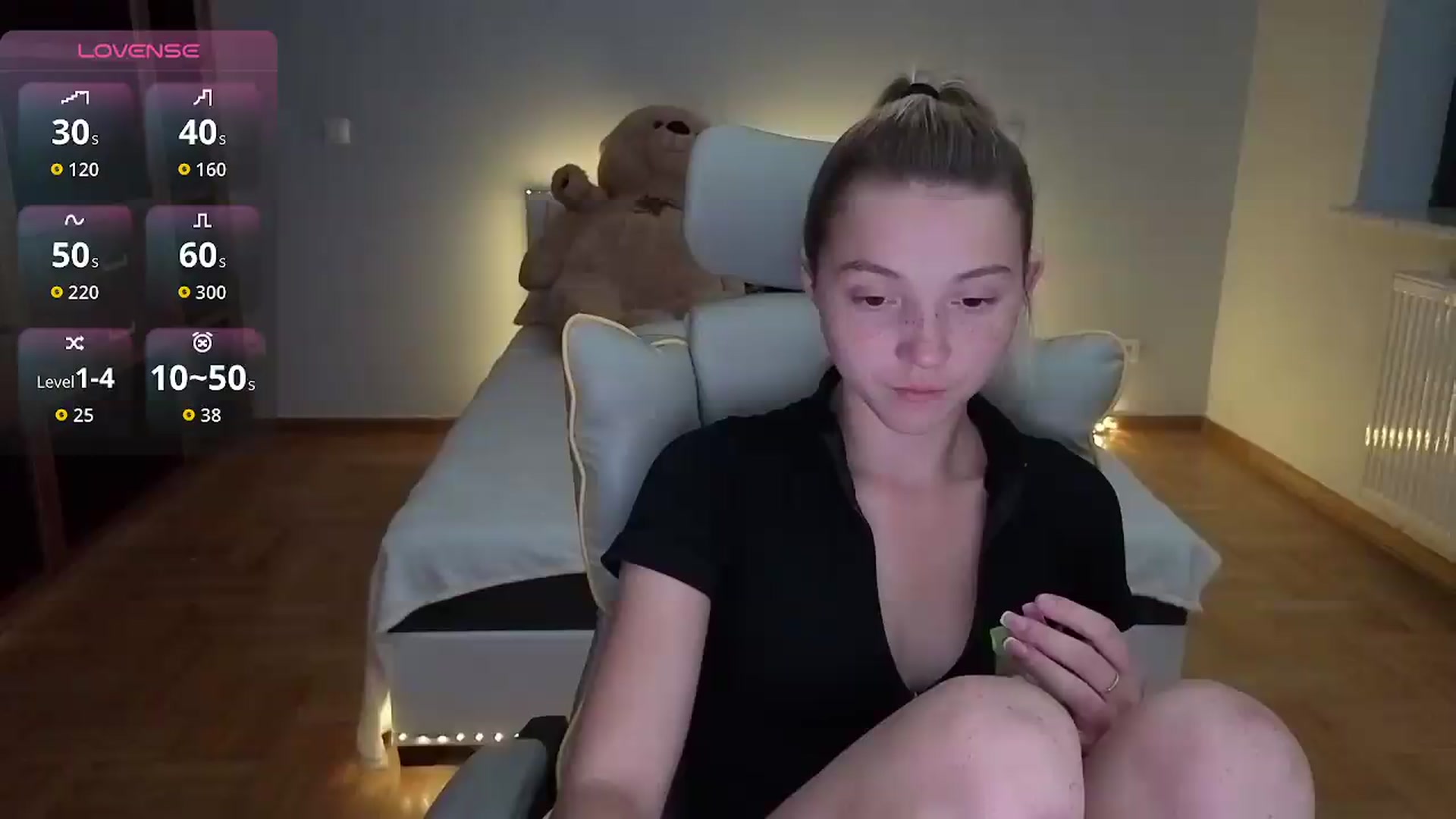 Gallery image thumbnail from Daisyy's myfreecams stream on, 08/16/2026, 20:48 image 4 of 20
