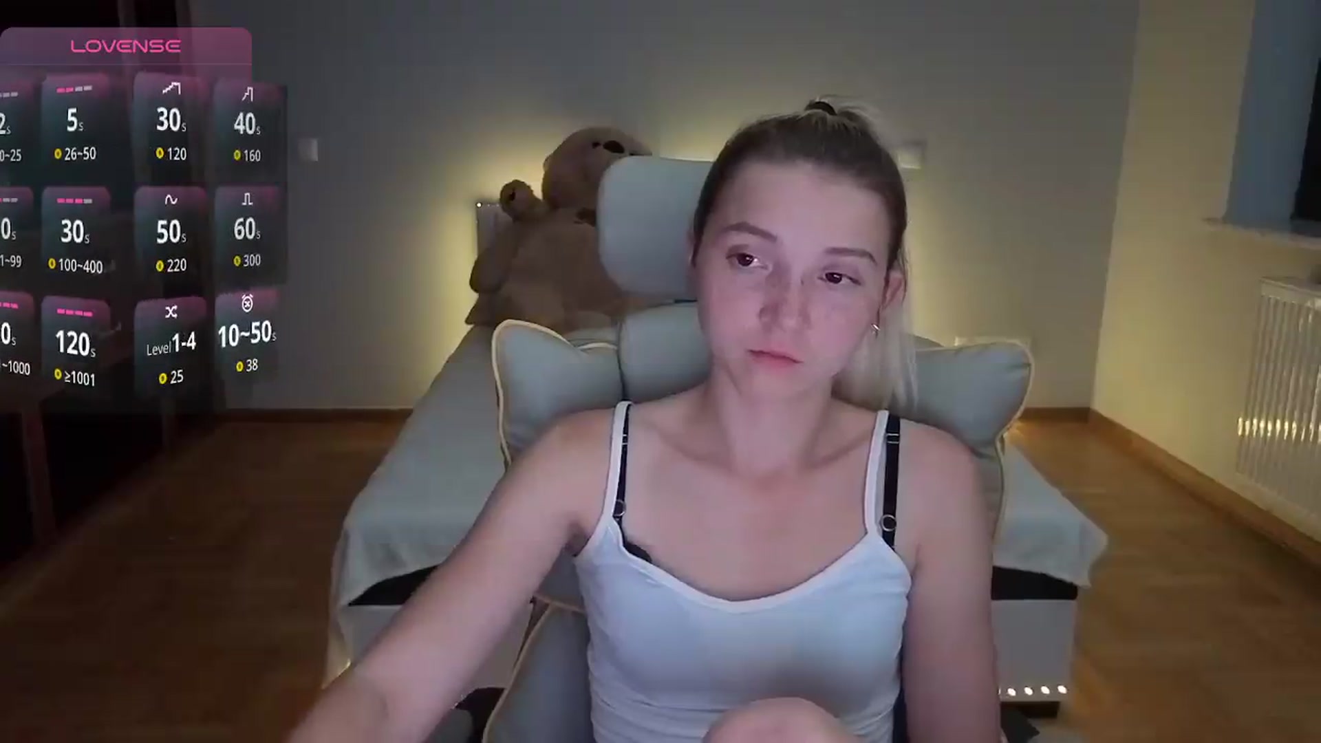 Gallery image thumbnail from Daisyy's myfreecams stream on, 08/16/2026, 20:48 image 20 of 20