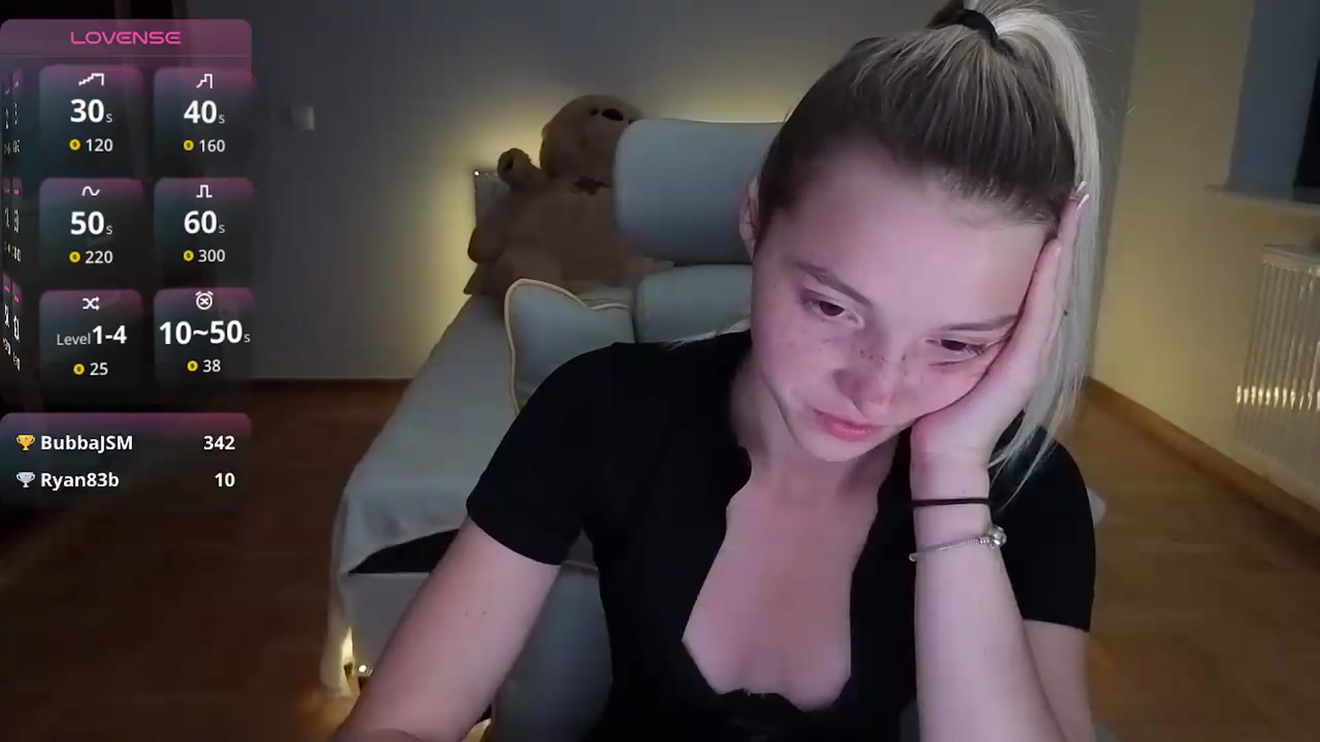 Gallery image thumbnail from Daisyy's myfreecams stream on, 08/16/2026, 20:48 image 10 of 20