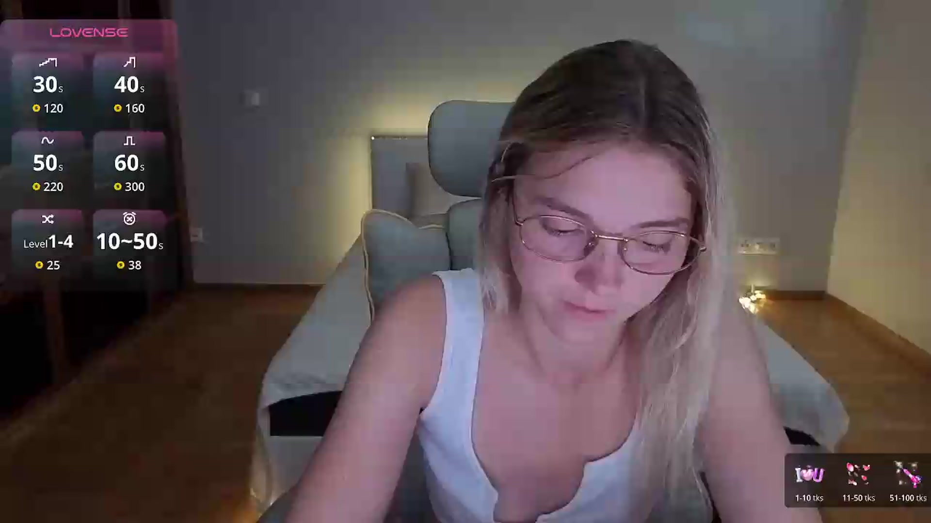 Gallery image thumbnail from Daisyy's myfreecams stream on, 08/17/2026, 13:21 image 19 of 20