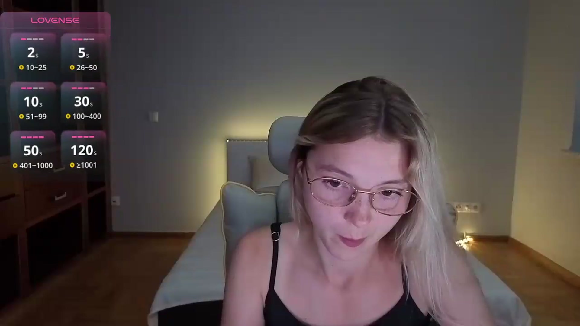 Gallery image thumbnail from Daisyy's myfreecams stream on, 08/17/2026, 16:12 image 18 of 20