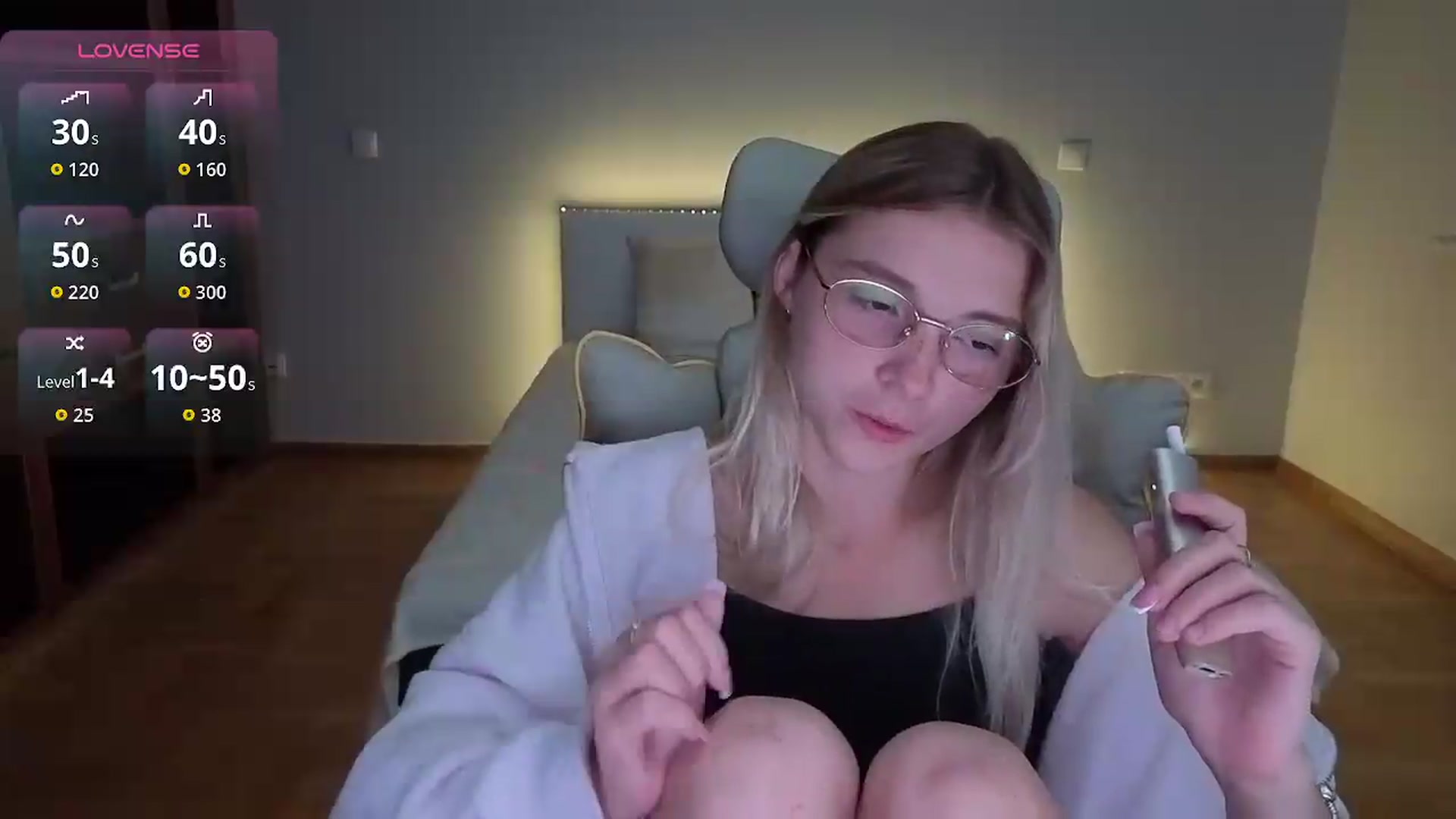 Gallery image thumbnail from Daisyy's myfreecams stream on, 08/17/2026, 22:18 image 2 of 20