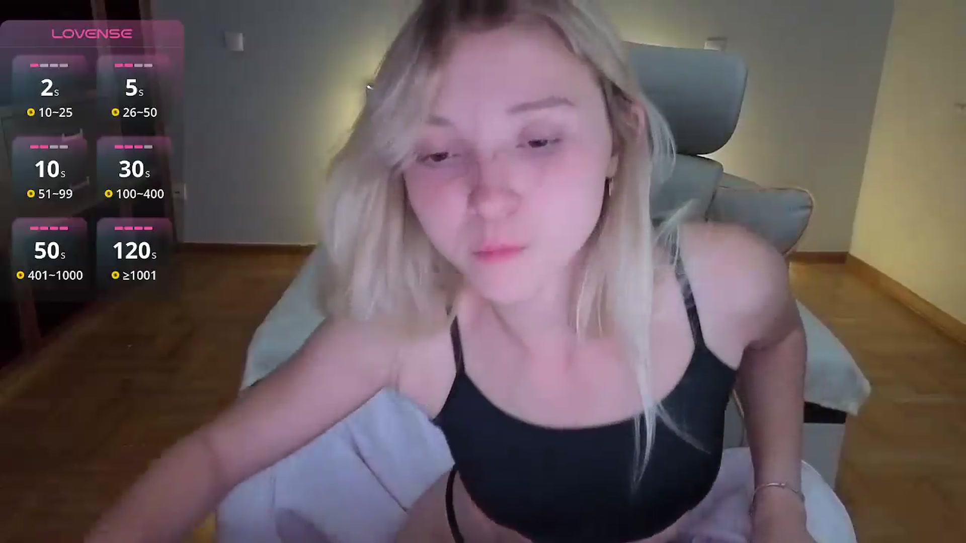 Gallery image thumbnail from Daisyy's myfreecams stream on, 08/17/2026, 22:18 image 12 of 20