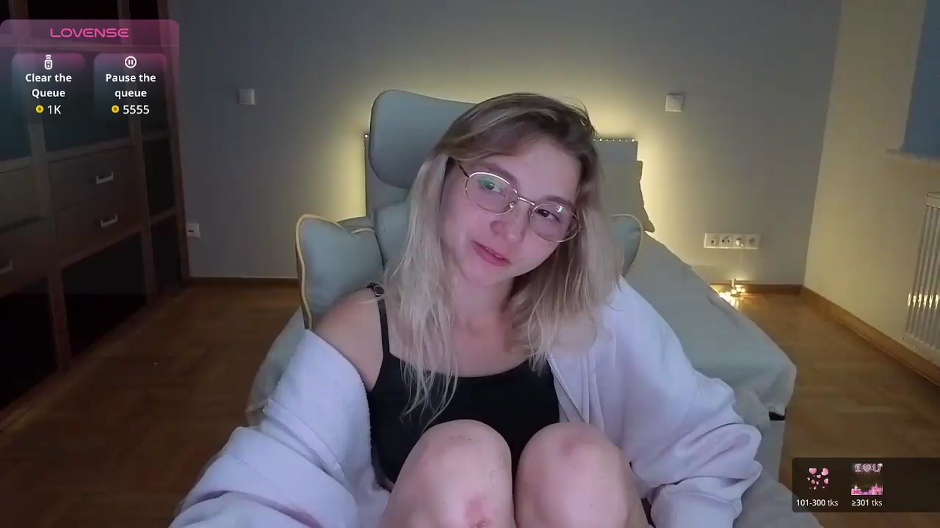 Gallery image thumbnail from Daisyy's myfreecams stream on, 08/18/2026, 24:30 image 7 of 20