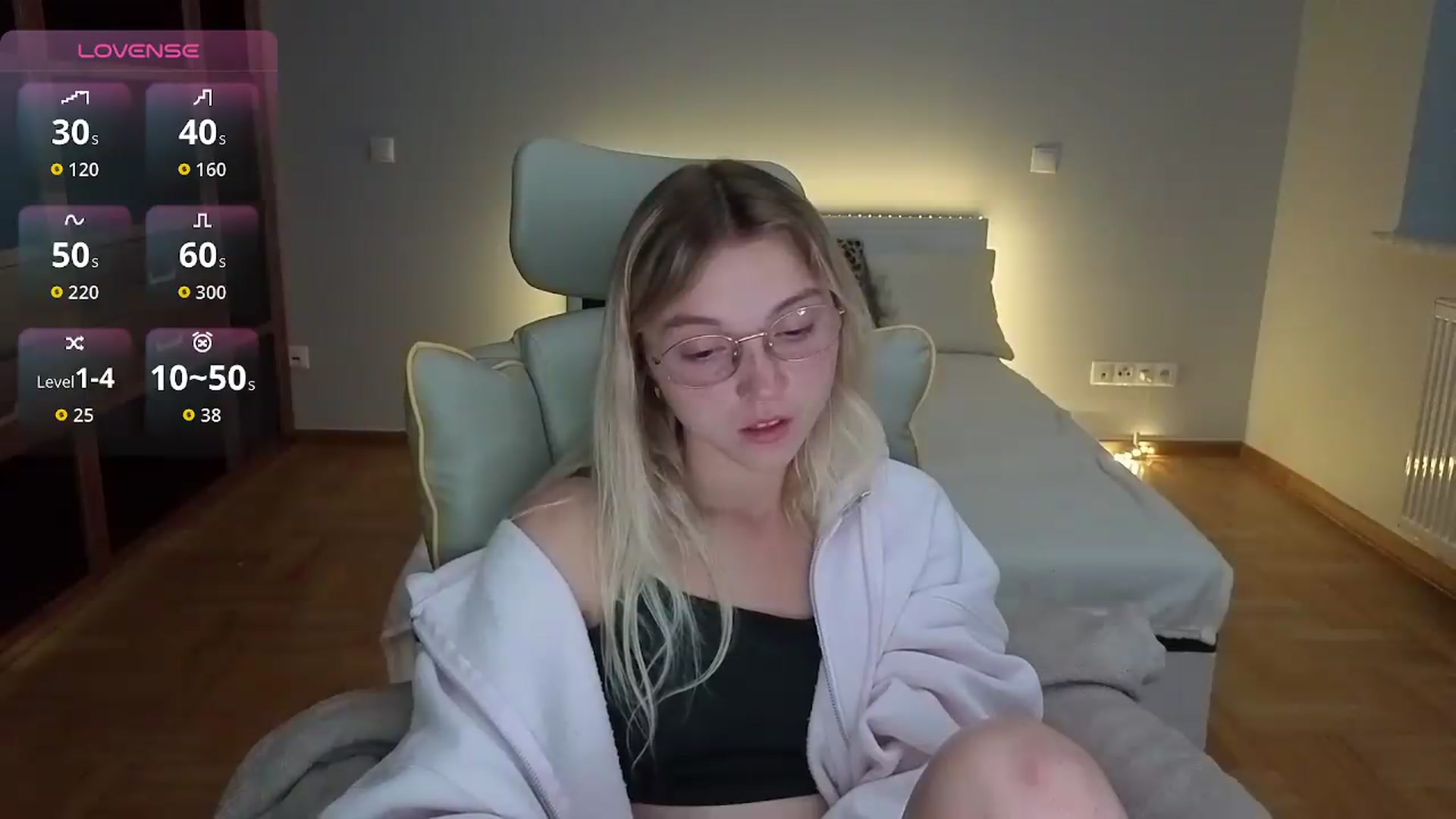 Gallery image thumbnail from Daisyy's myfreecams stream on, 08/18/2026, 24:30 image 5 of 20