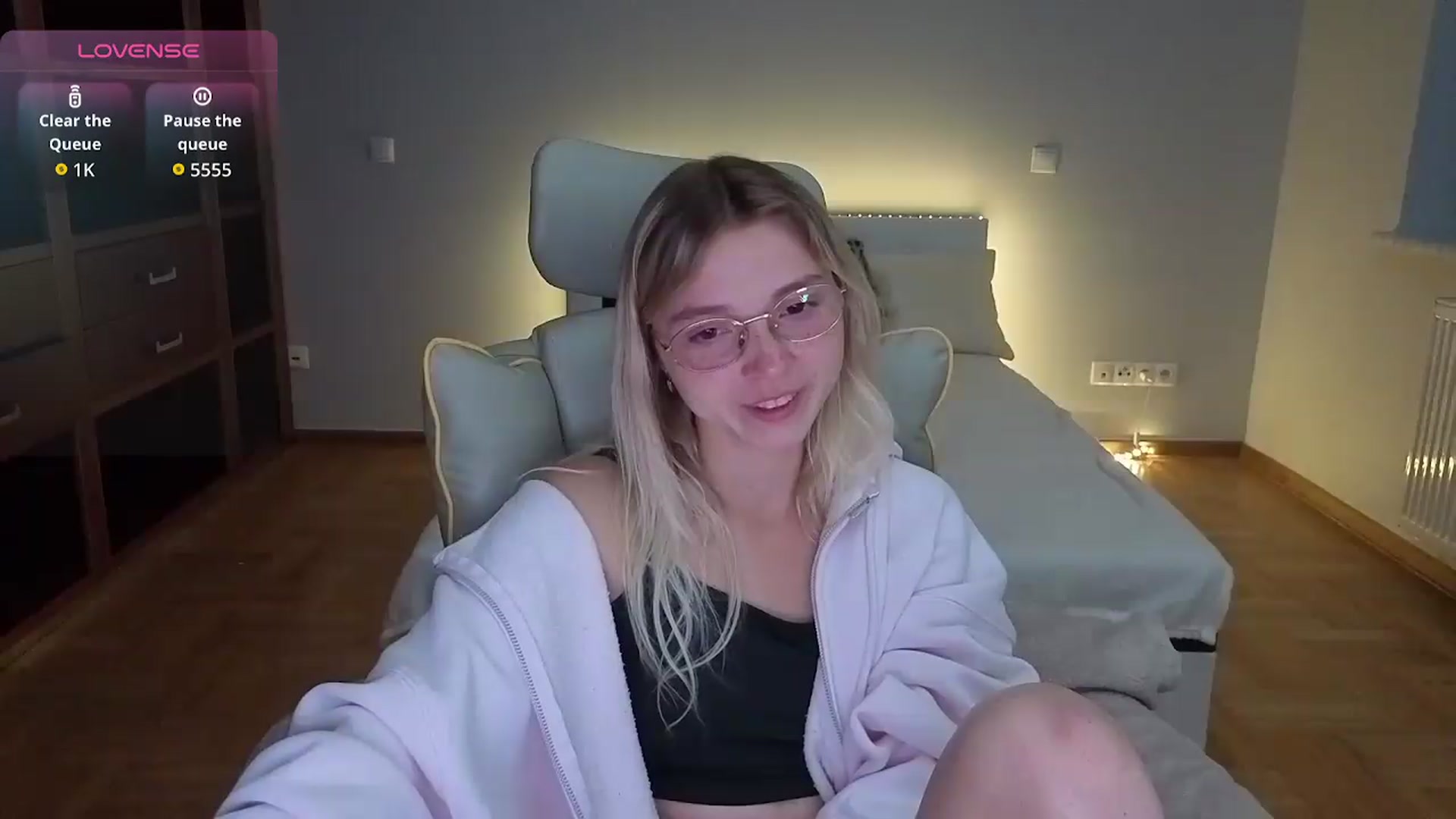 Gallery image thumbnail from Daisyy's myfreecams stream on, 08/18/2026, 24:30 image 4 of 20