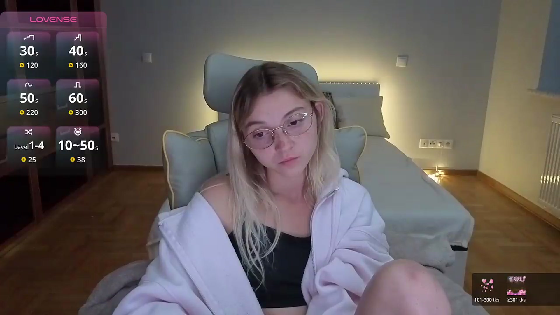 Gallery image thumbnail from Daisyy's myfreecams stream on, 08/18/2026, 24:30 image 2 of 20
