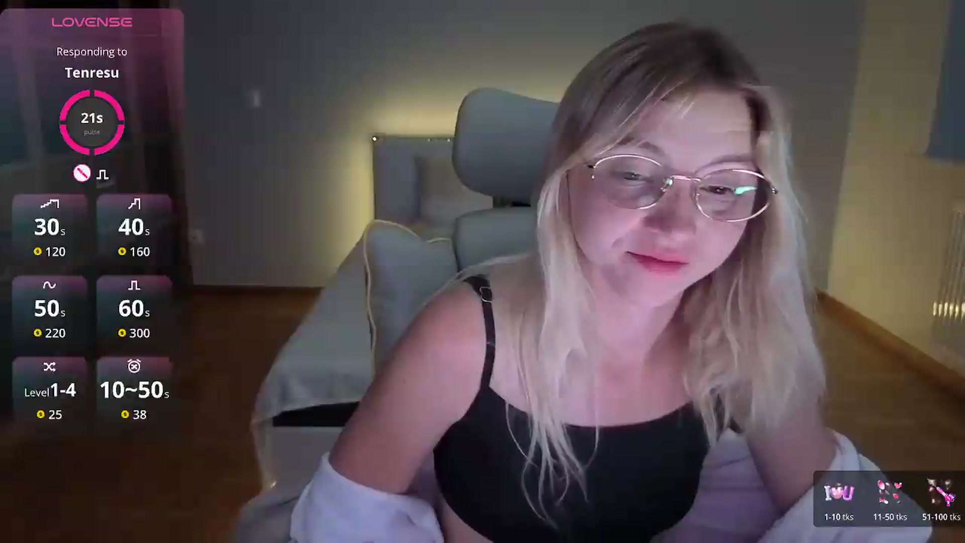 Gallery image thumbnail from Daisyy's myfreecams stream on, 08/18/2026, 24:30 image 17 of 20