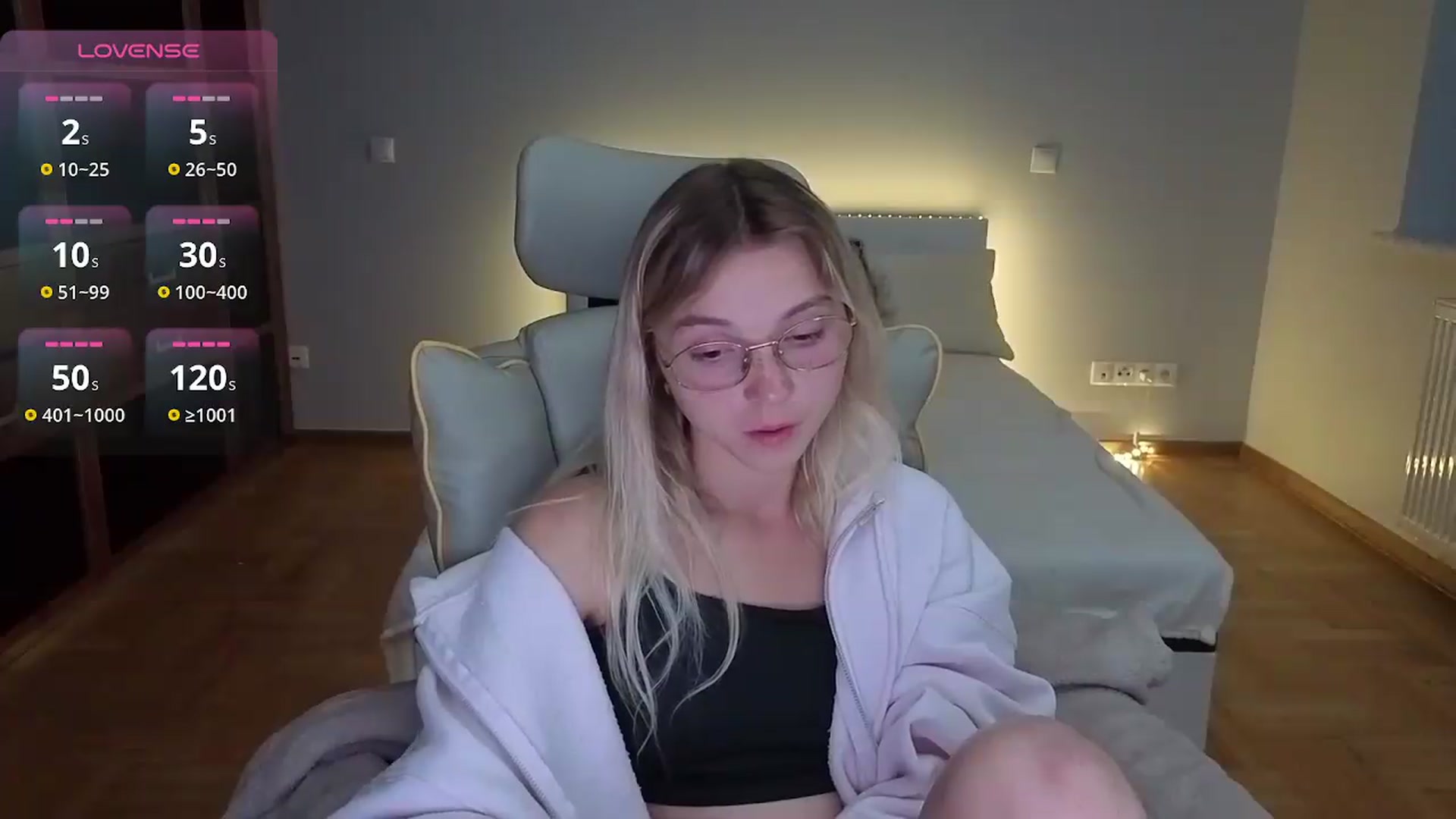 Gallery image thumbnail from Daisyy's myfreecams stream on, 08/18/2026, 24:30 image 6 of 20