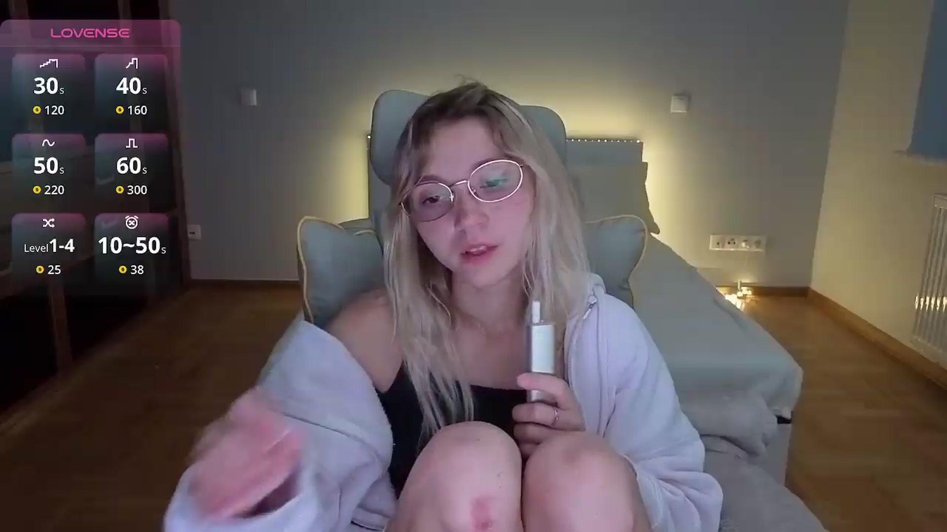 Gallery image thumbnail from Daisyy's myfreecams stream on, 08/18/2026, 24:30 image 8 of 20