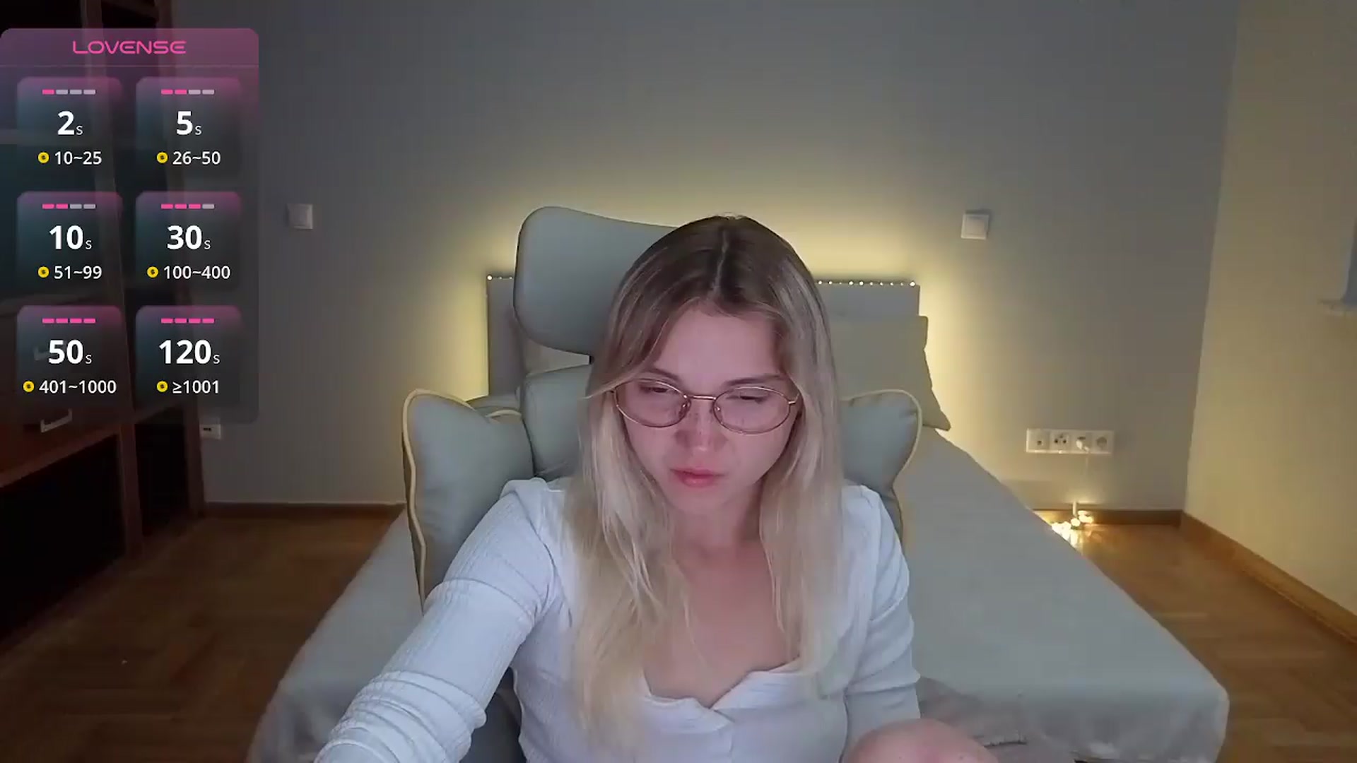 Gallery image thumbnail from Daisyy's myfreecams stream on, 08/18/2026, 02:00 image 10 of 20