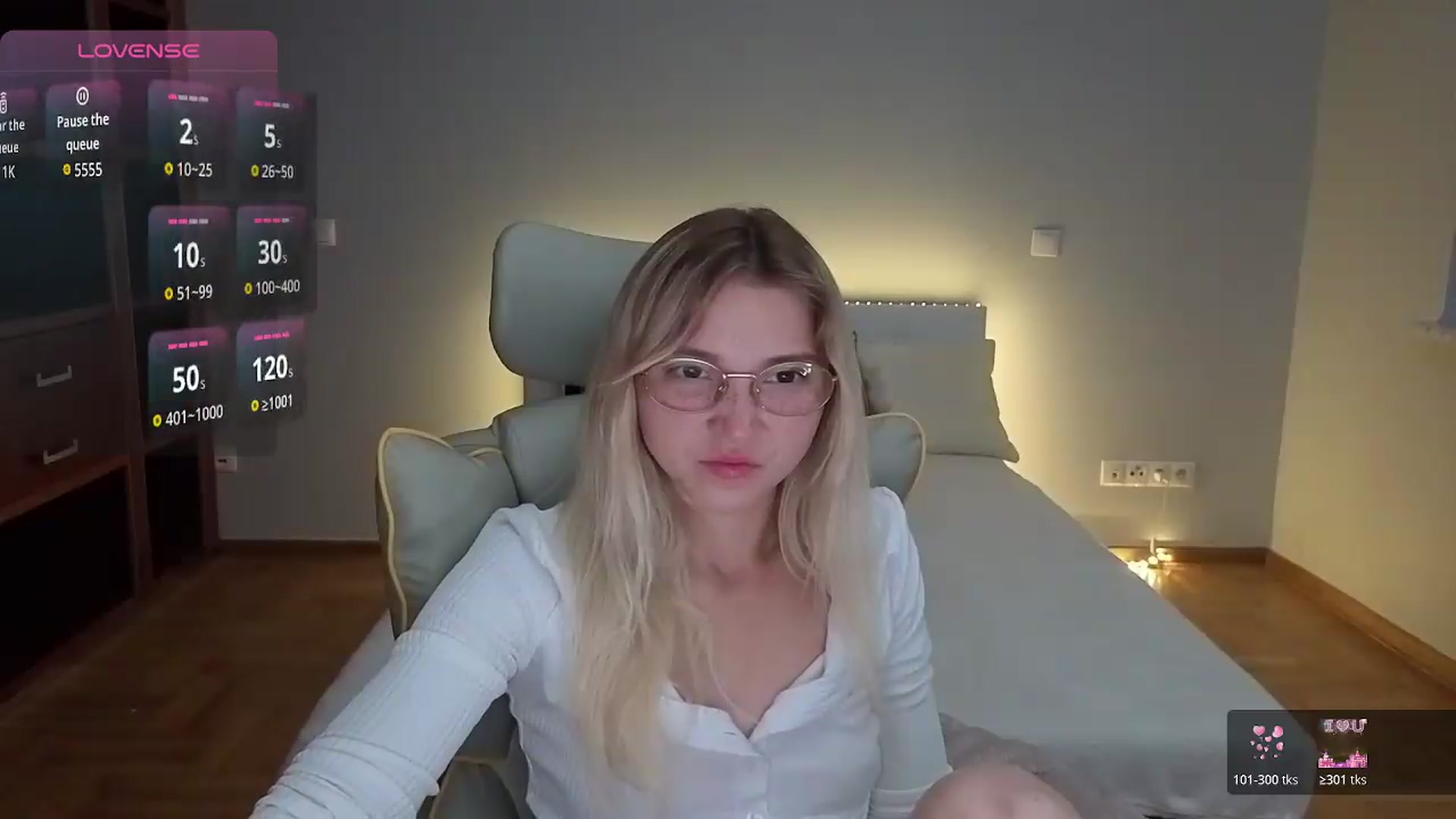 Gallery image thumbnail from Daisyy's myfreecams stream on, 08/18/2026, 02:00 image 8 of 20
