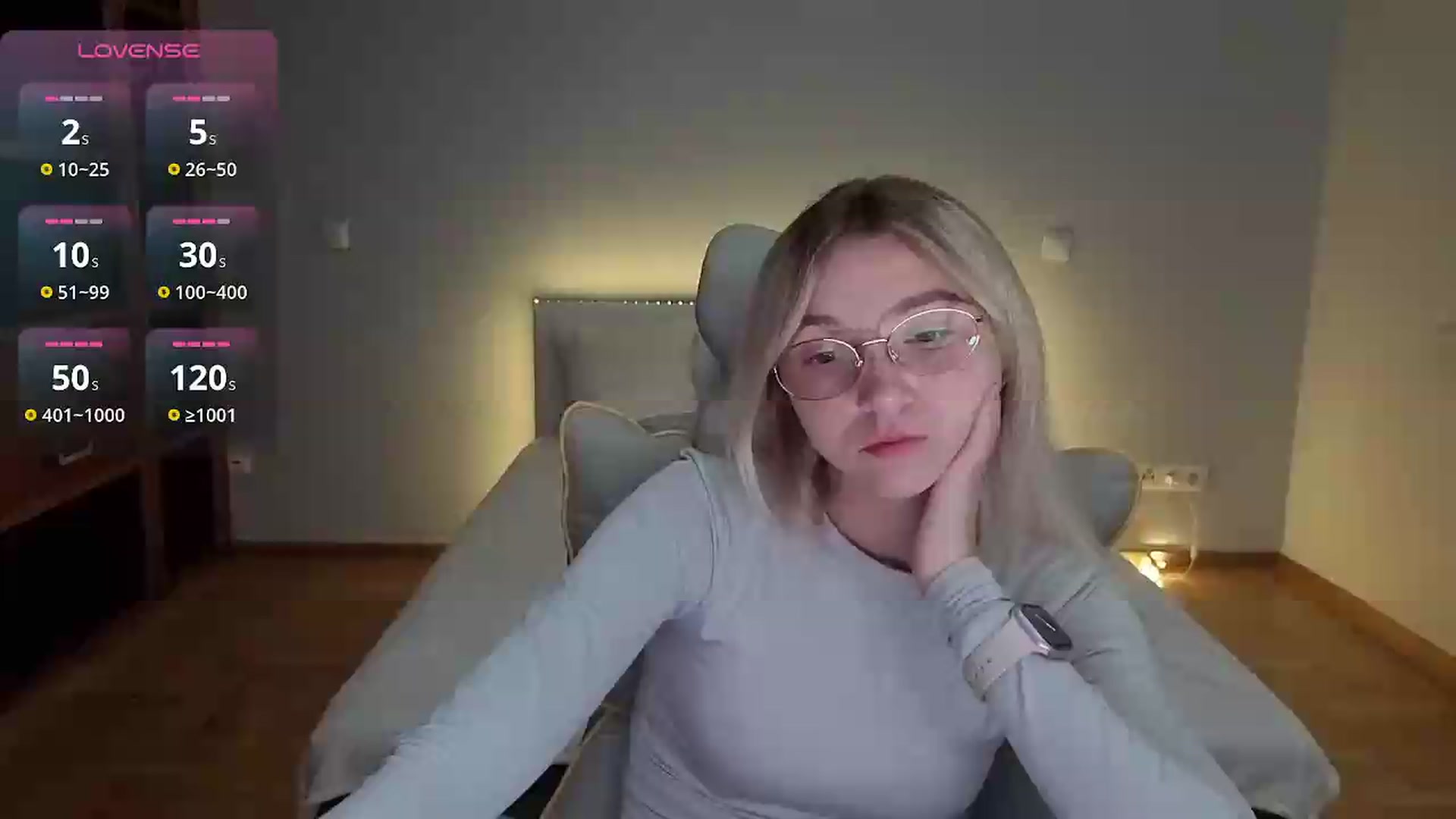 Gallery image thumbnail from Daisyy's myfreecams stream on, 08/19/2026, 01:14 image 3 of 20