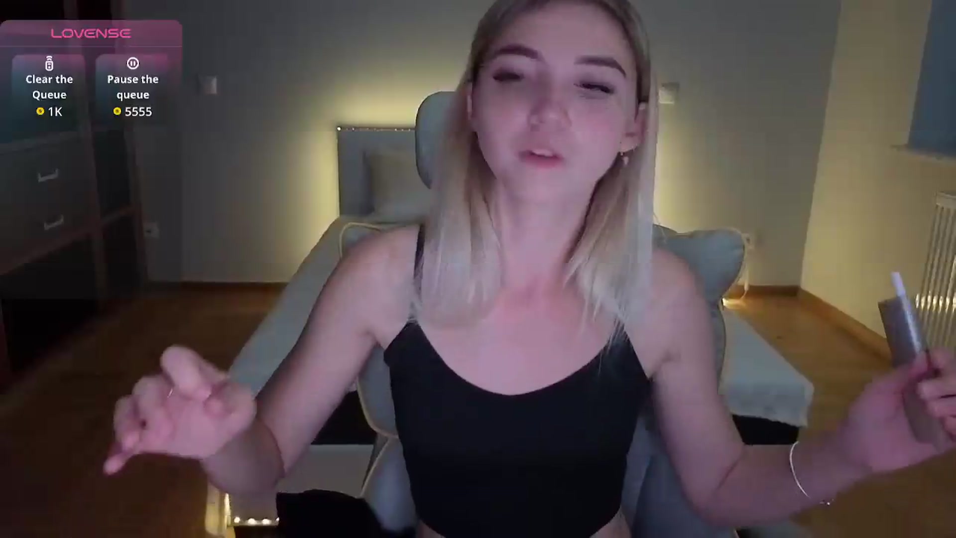 Gallery image thumbnail from Daisyy's myfreecams stream on, 08/20/2026, 24:58 image 14 of 20