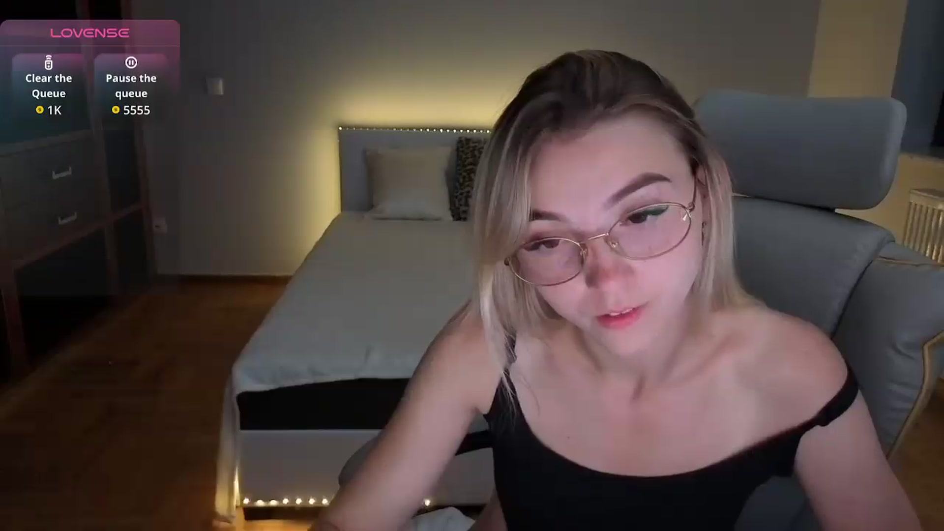 Gallery image thumbnail from Daisyy's myfreecams stream on, 08/20/2026, 02:10 image 10 of 20