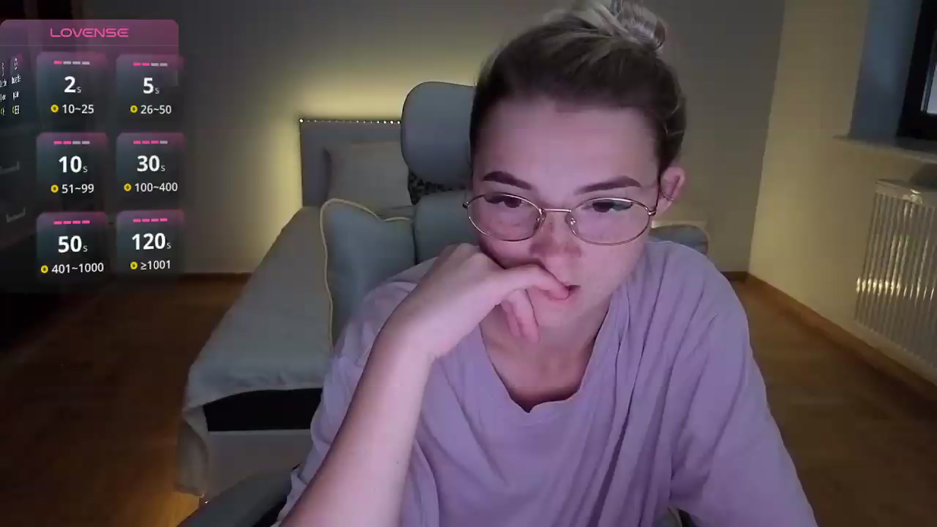 Gallery image thumbnail from Daisyy's myfreecams stream on, 08/20/2026, 17:04 image 1 of 20