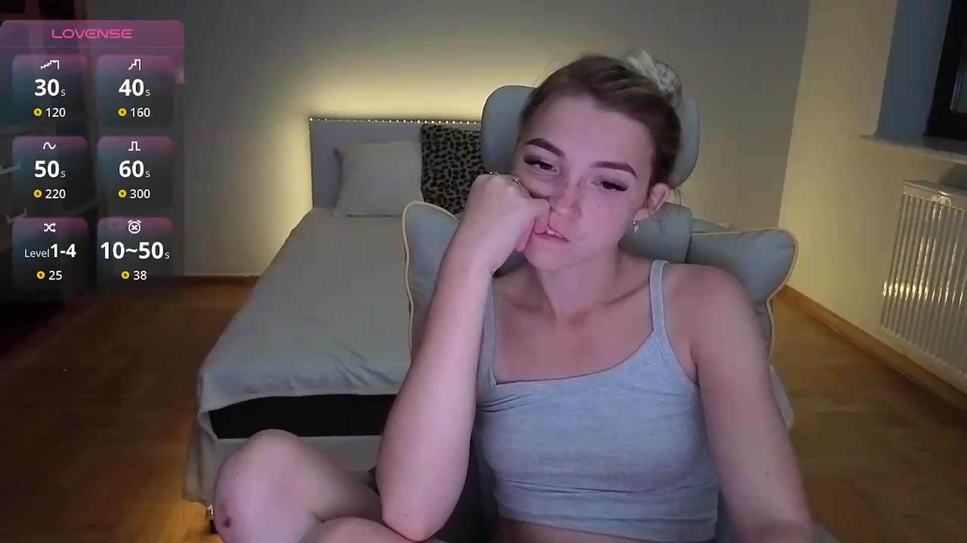 Gallery image thumbnail from Daisyy's myfreecams stream on, 08/20/2026, 17:04 image 19 of 20