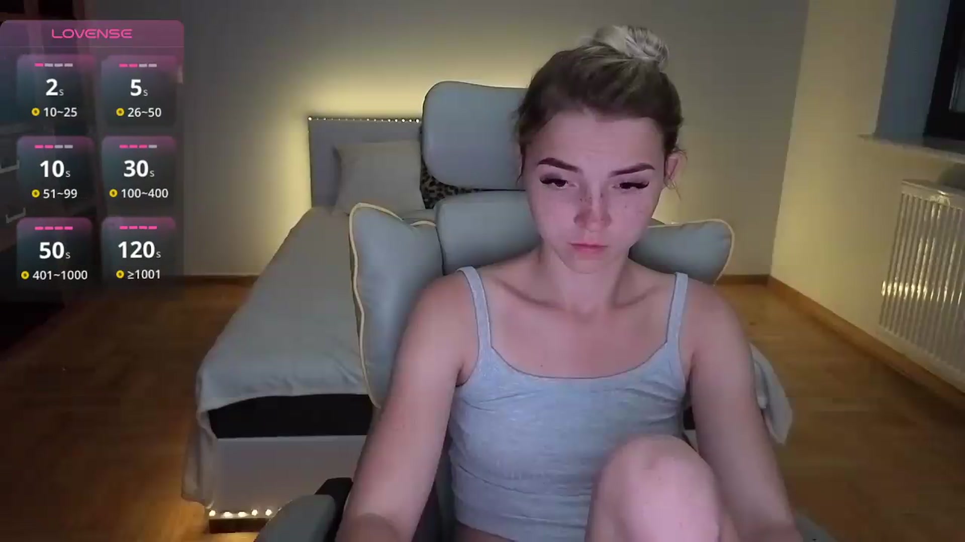 Gallery image thumbnail from Daisyy's myfreecams stream on, 08/20/2026, 17:04 image 16 of 20