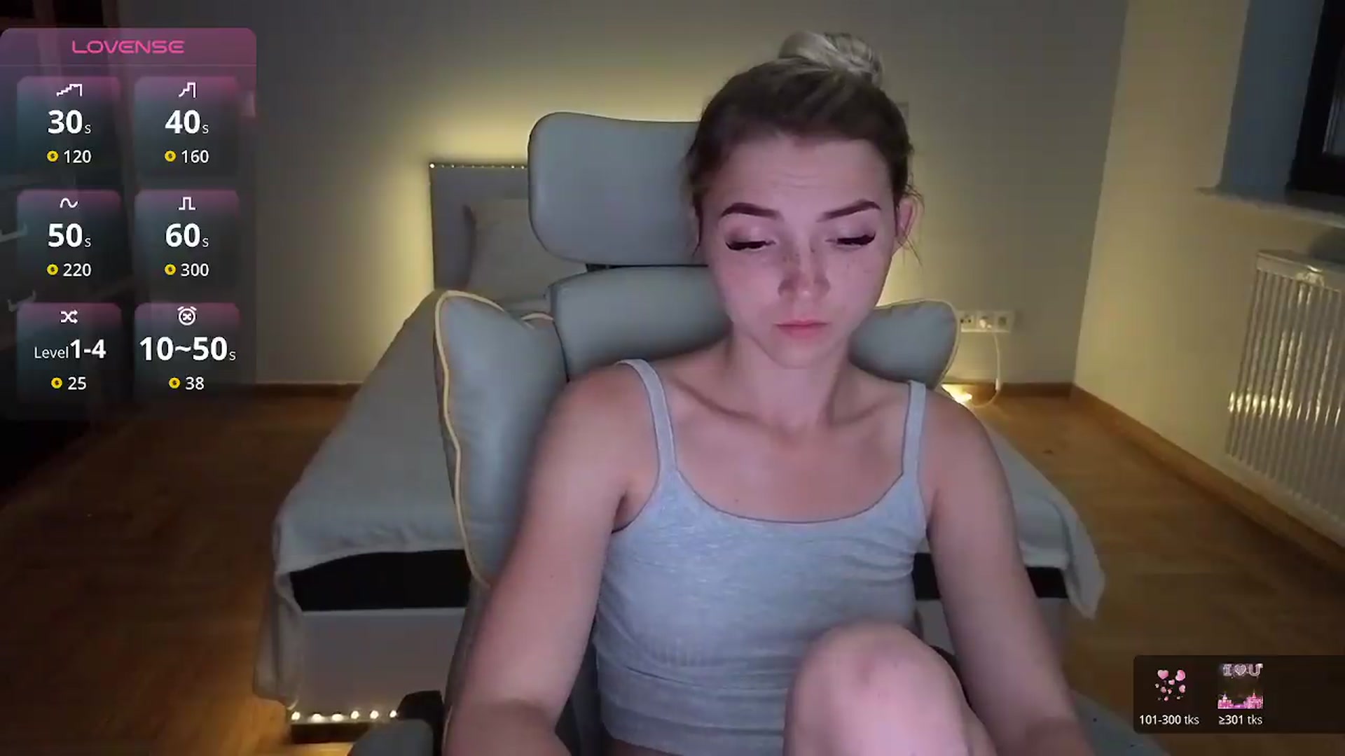 Gallery image thumbnail from Daisyy's myfreecams stream on, 08/20/2026, 17:04 image 15 of 20