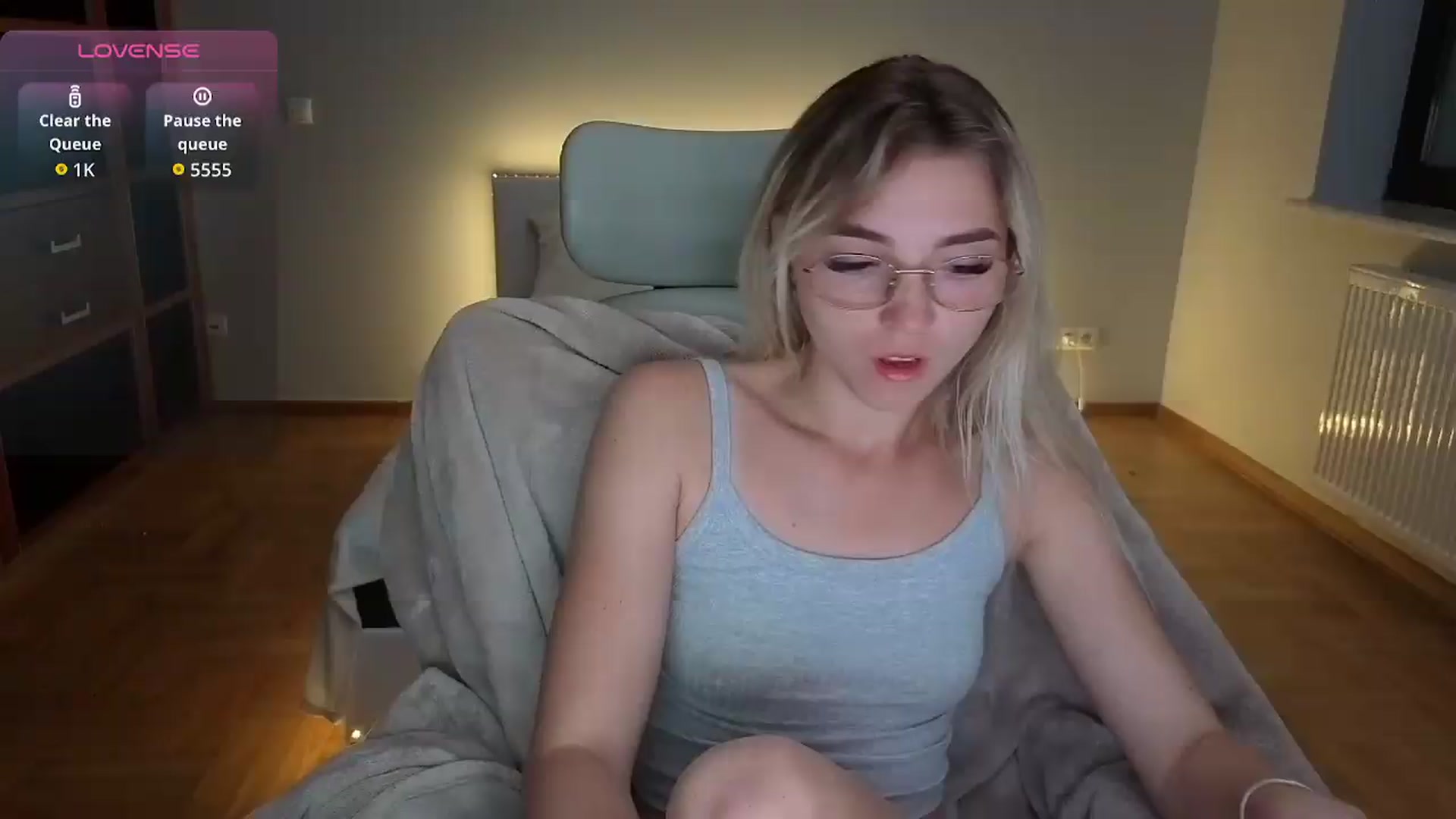 Gallery image thumbnail from Daisyy's myfreecams stream on, 08/20/2026, 20:29 image 4 of 20
