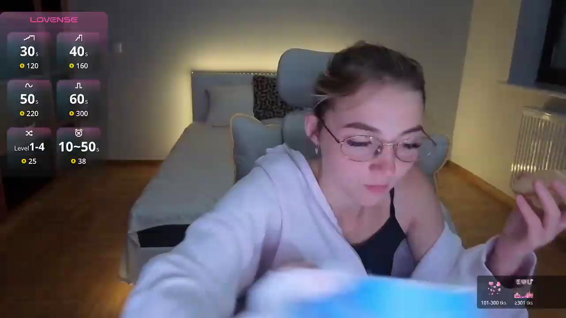 Gallery image thumbnail from Daisyy's myfreecams stream on, 08/20/2026, 21:40 image 14 of 20