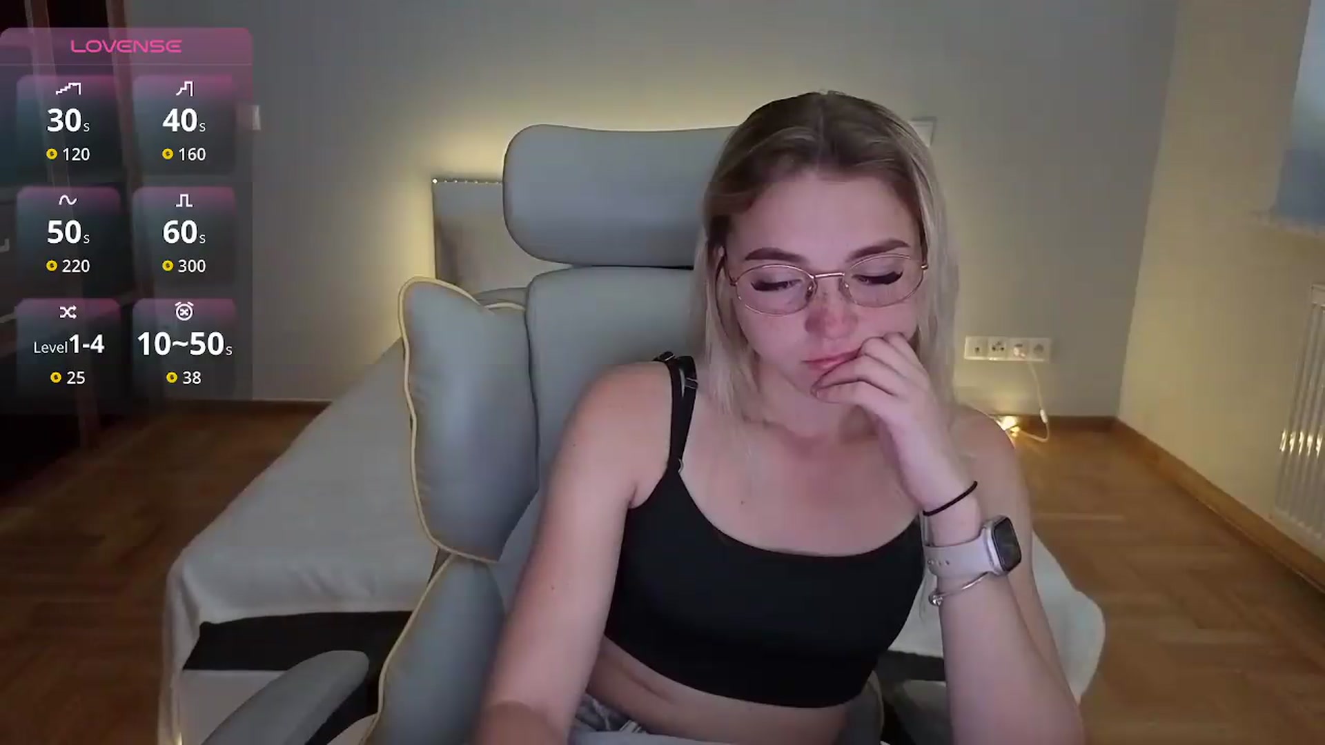 Gallery image thumbnail from Daisyy's myfreecams stream on, 08/21/2026, 13:45 image 12 of 20