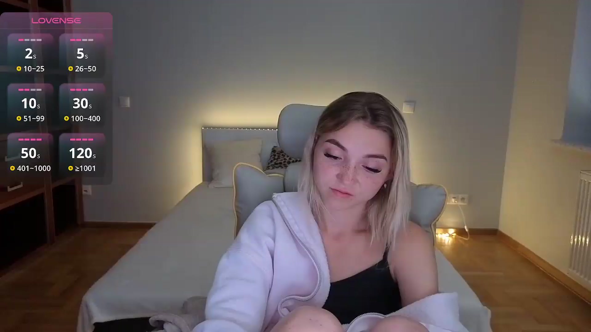 Gallery image thumbnail from Daisyy's myfreecams stream on, 08/21/2026, 16:12 image 13 of 20