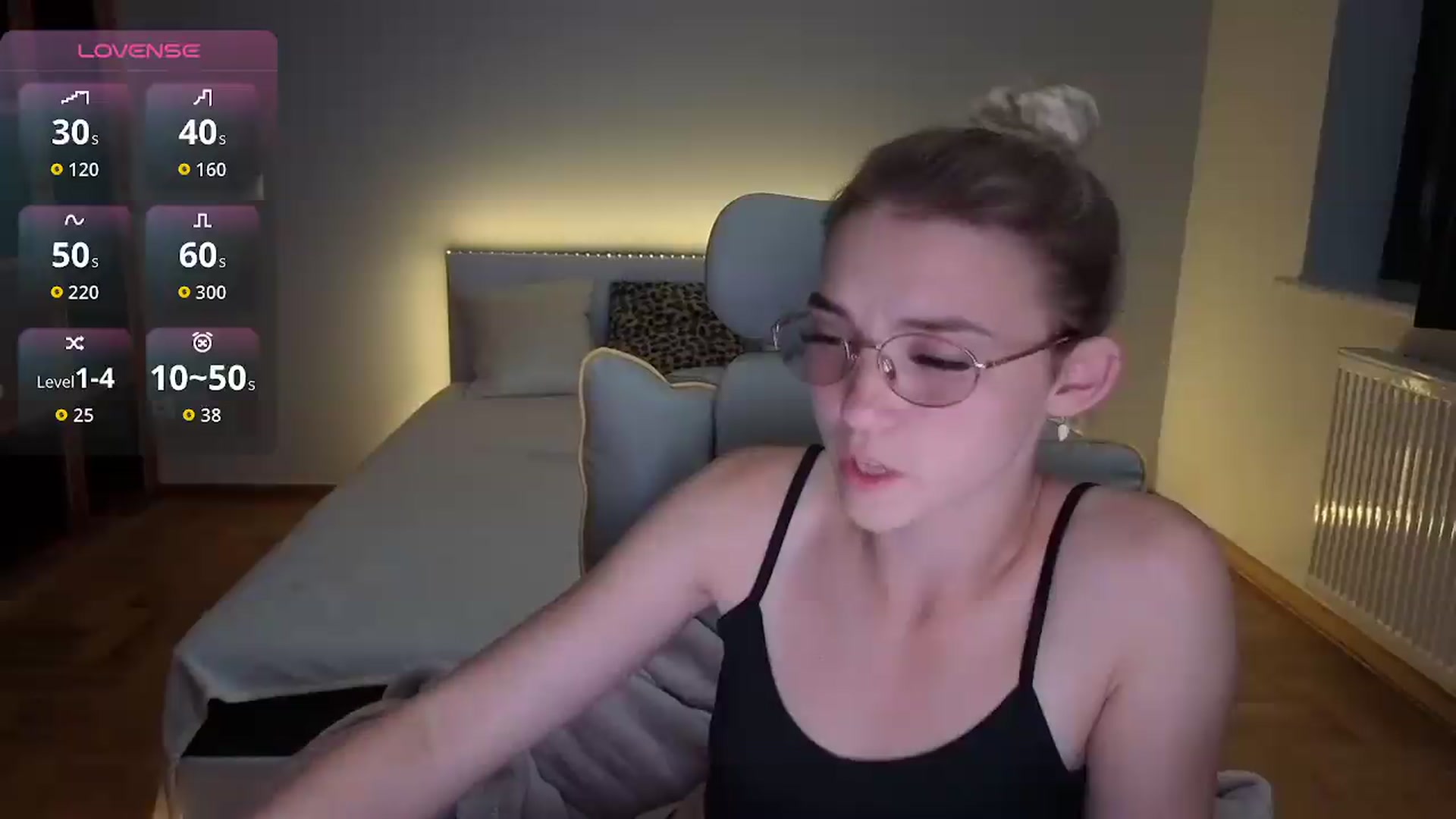 Gallery image thumbnail from Daisyy's myfreecams stream on, 08/21/2026, 19:11 image 16 of 20