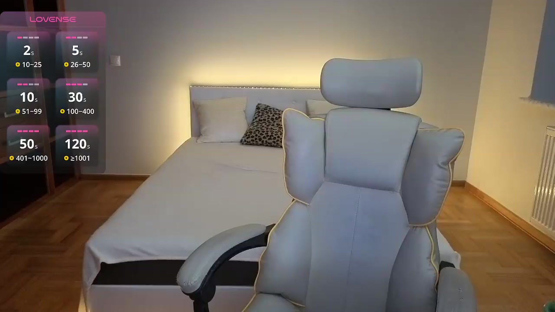 Gallery image thumbnail from Daisyy's myfreecams stream on, 08/21/2026, 19:11 image 4 of 20