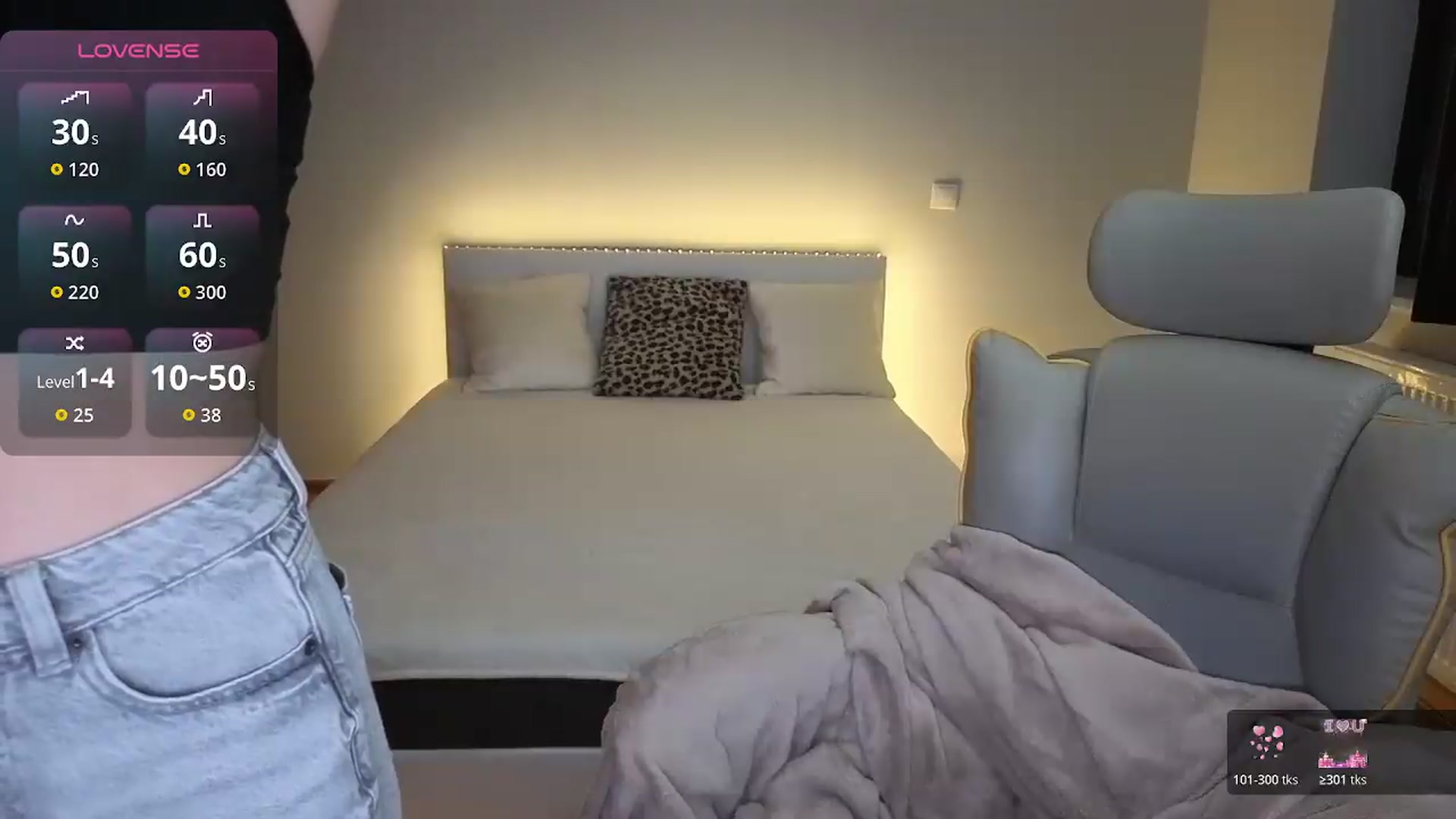 Gallery image thumbnail from Daisyy's myfreecams stream on, 08/21/2026, 20:21 image 13 of 20
