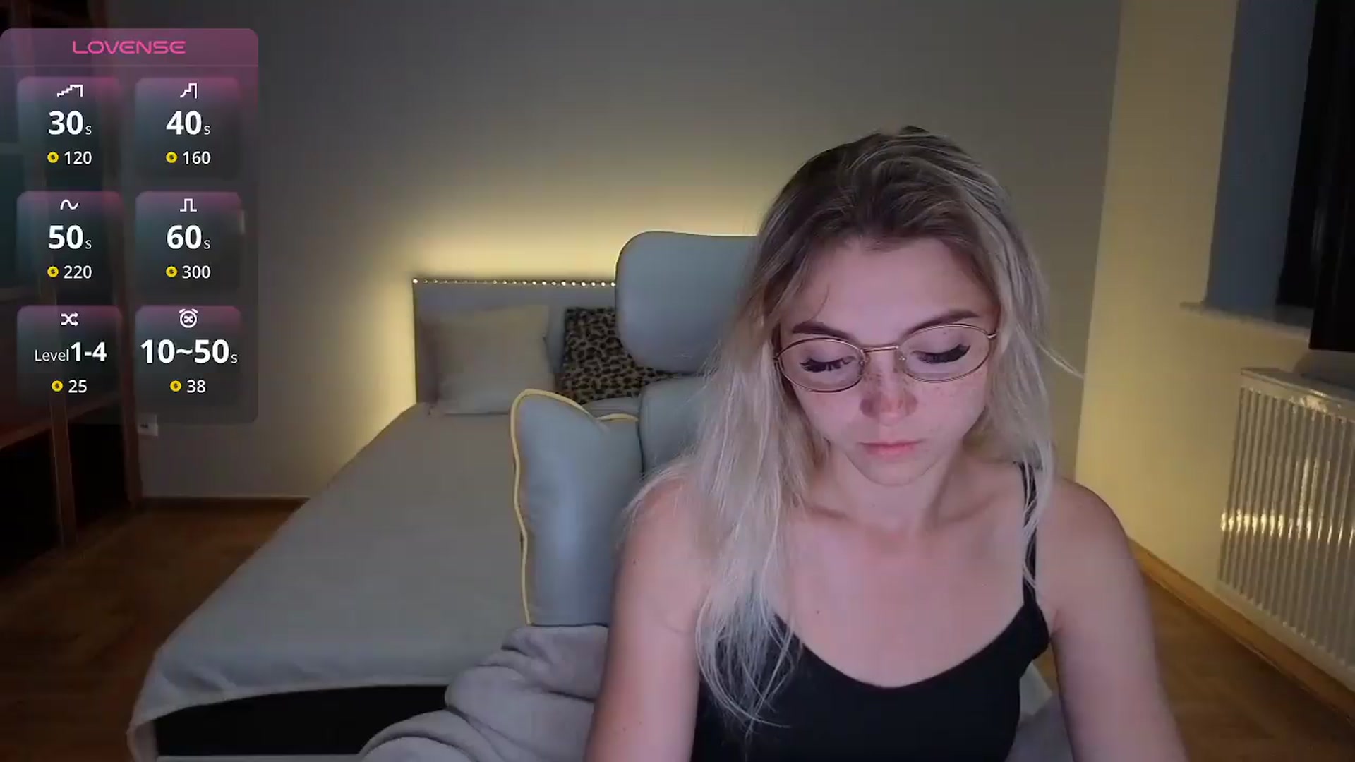 Gallery image thumbnail from Daisyy's myfreecams stream on, 08/21/2026, 20:21 image 10 of 20