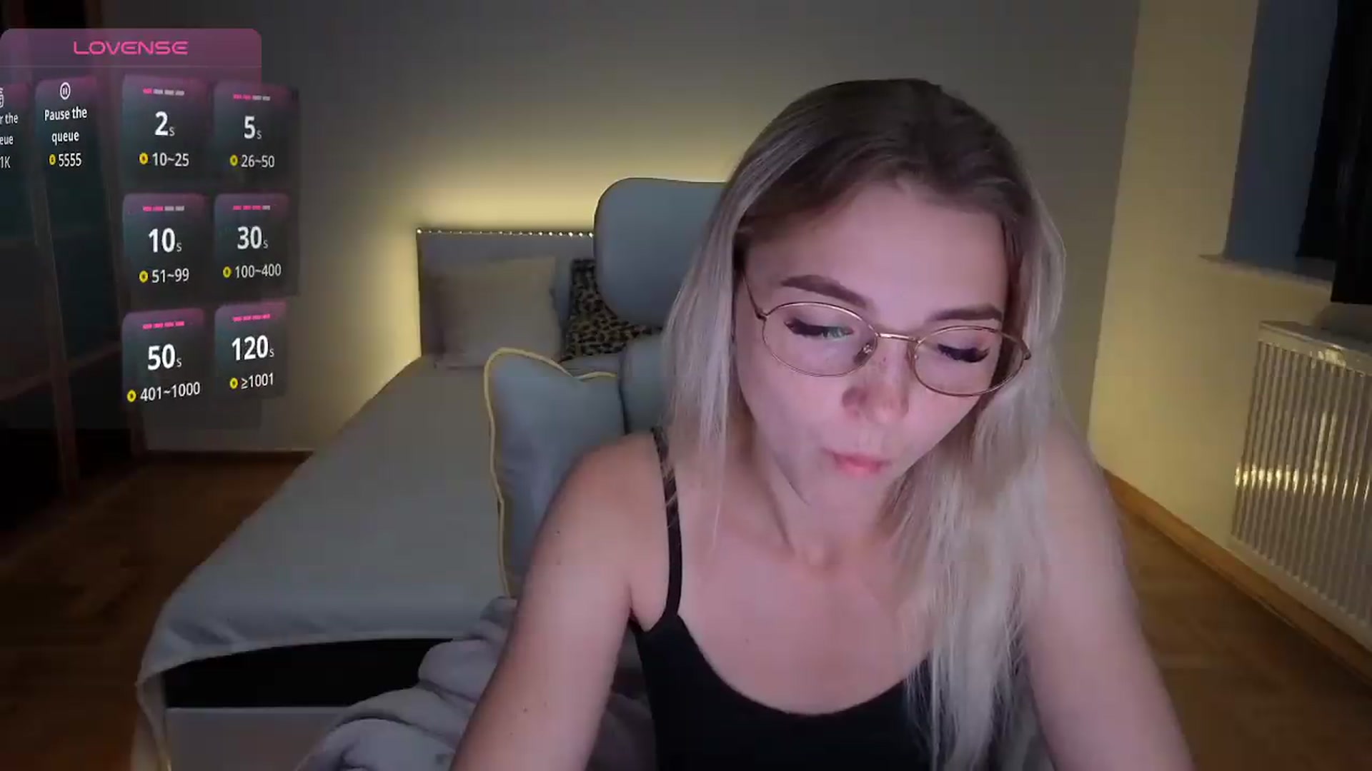 Gallery image thumbnail from Daisyy's myfreecams stream on, 08/21/2026, 20:21 image 15 of 20
