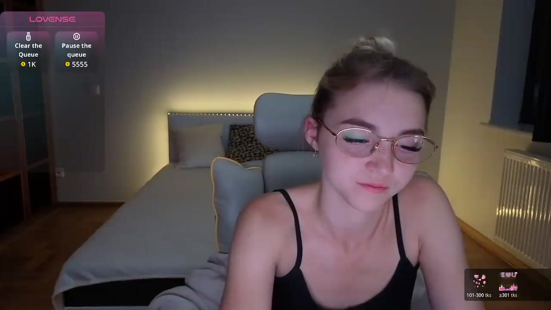 Gallery image thumbnail from Daisyy's myfreecams stream on, 08/21/2026, 20:21 image 4 of 20