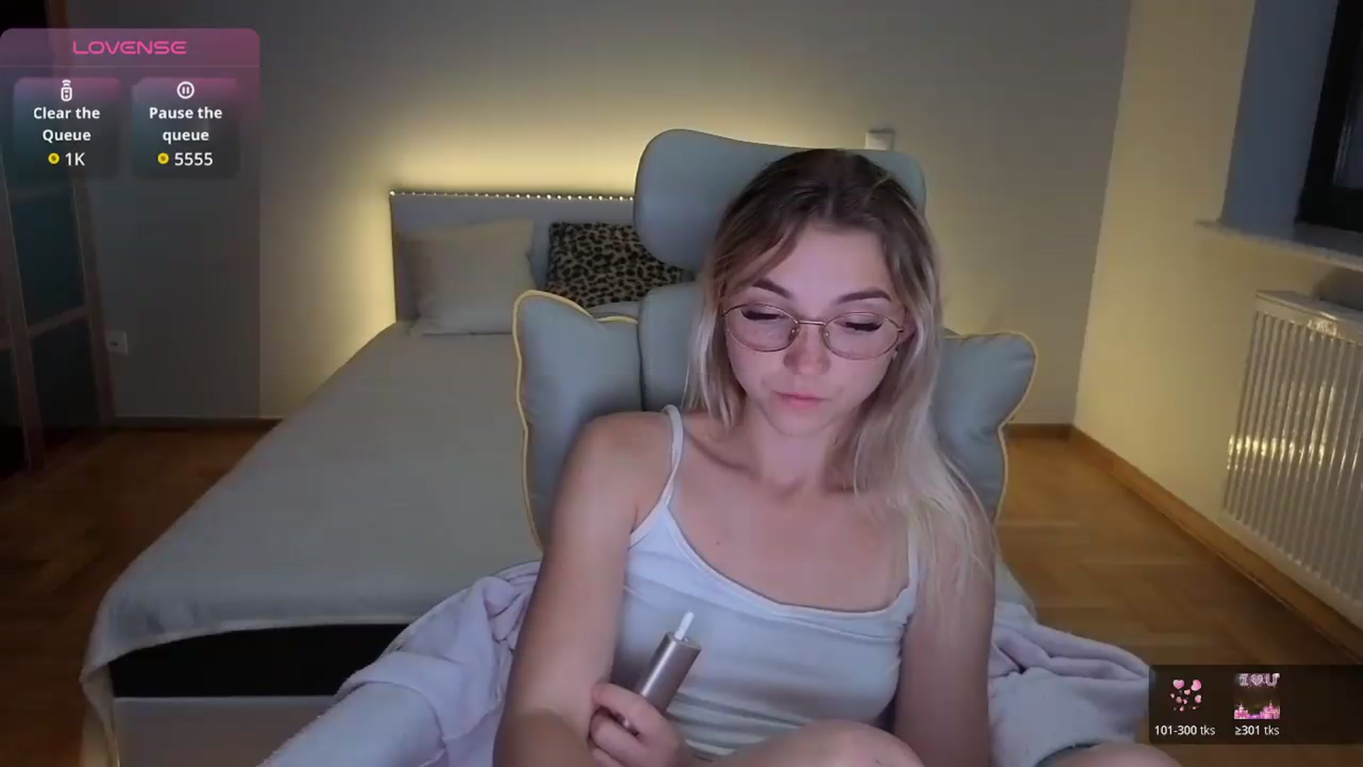 Gallery image thumbnail from Daisyy's myfreecams stream on, 08/22/2026, 24:11 image 11 of 20