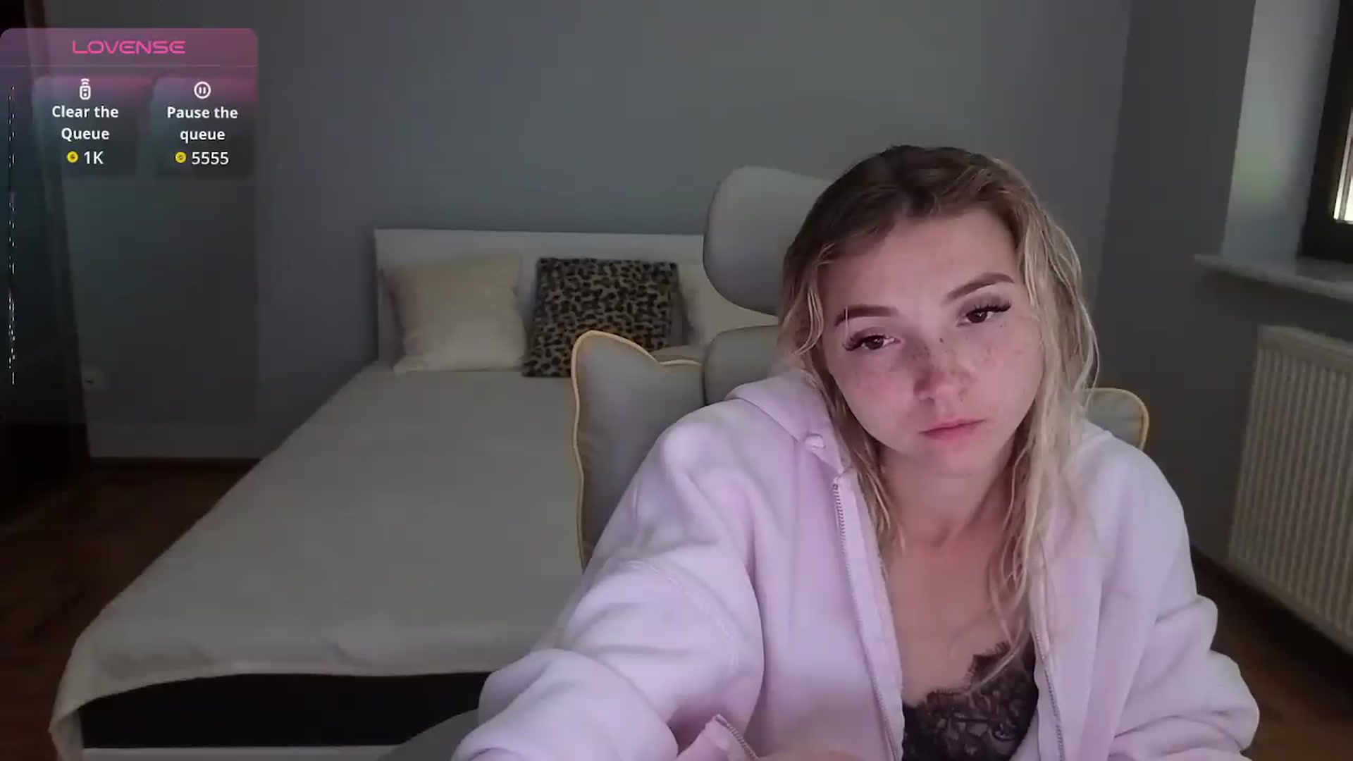 Gallery image thumbnail from Daisyy's myfreecams stream on, 08/22/2026, 15:49 image 5 of 20