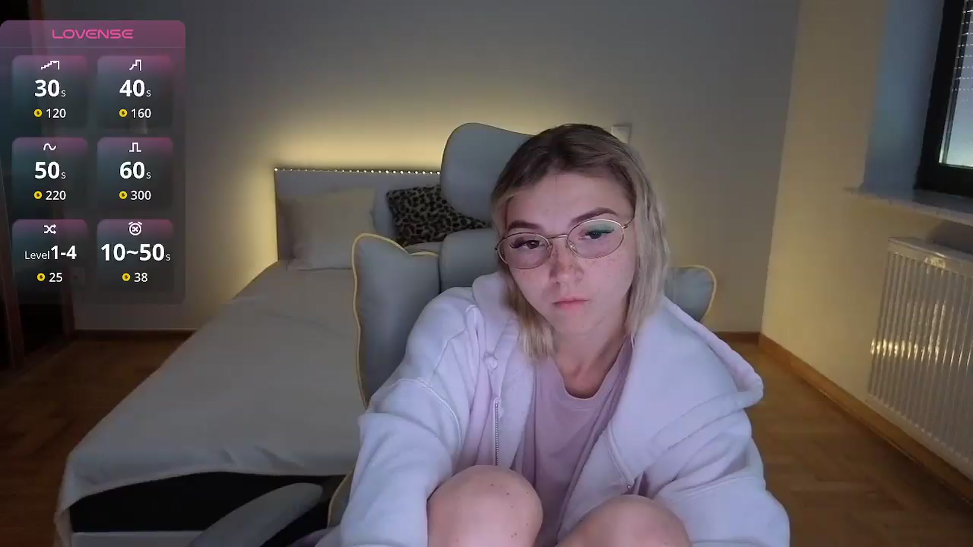 Gallery image thumbnail from Daisyy's myfreecams stream on, 08/22/2026, 17:05 image 3 of 20