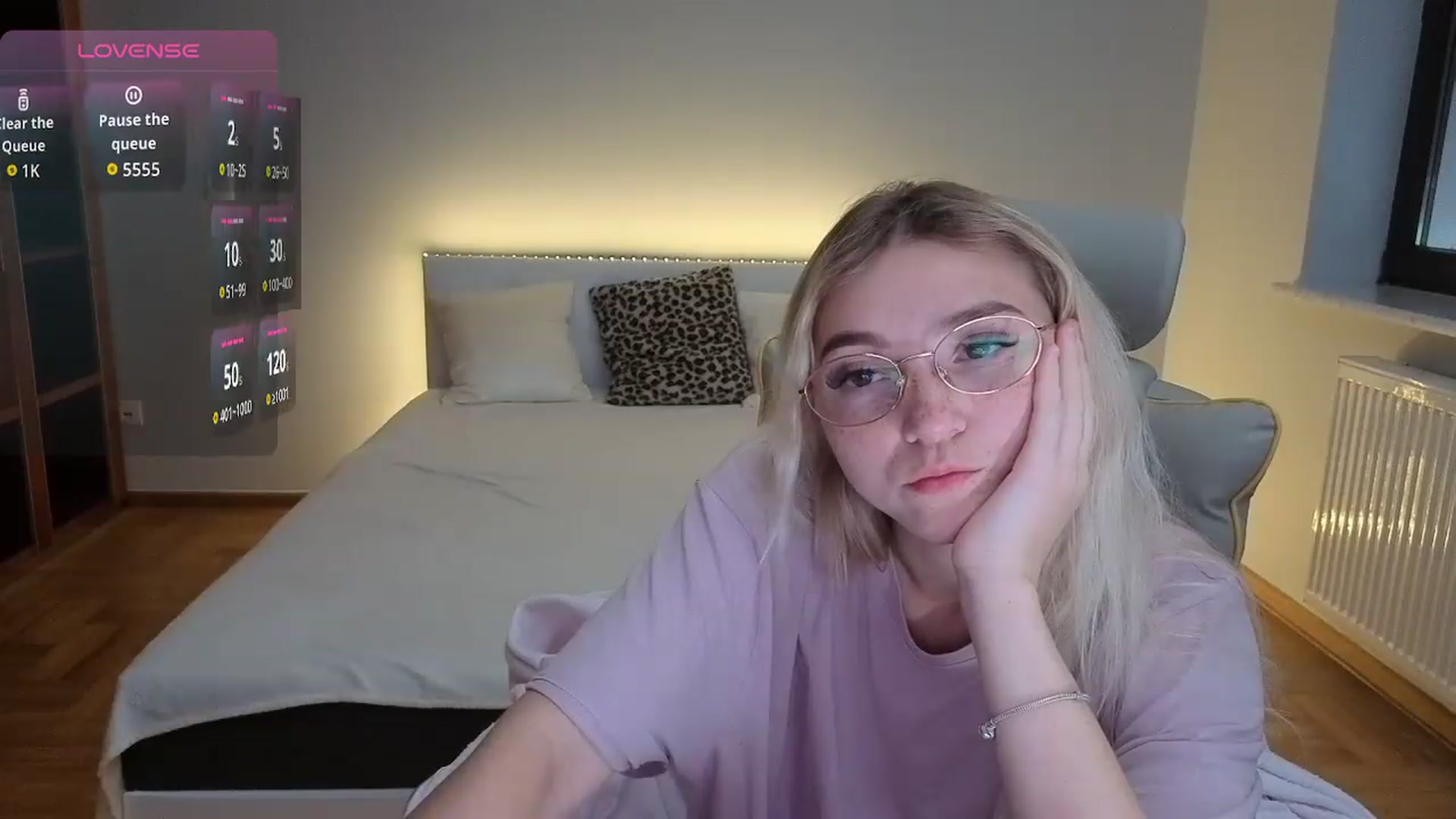 Gallery image thumbnail from Daisyy's myfreecams stream on, 08/22/2026, 17:32 image 5 of 20