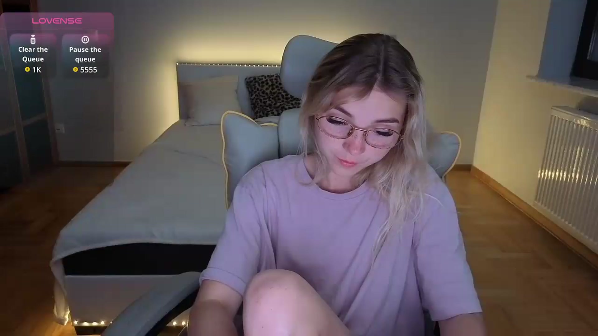 Gallery image thumbnail from Daisyy's myfreecams stream on, 08/22/2026, 18:43 image 2 of 20