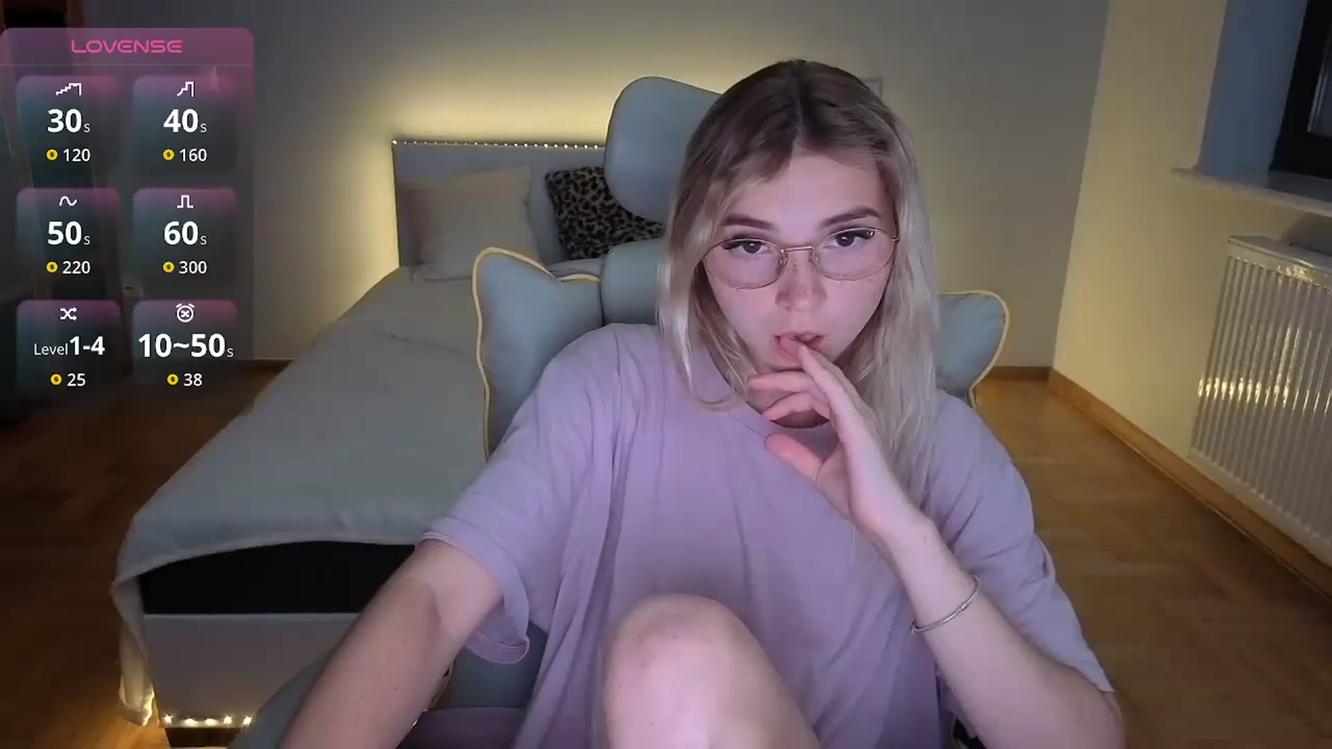 Gallery image thumbnail from Daisyy's myfreecams stream on, 08/22/2026, 18:43 image 3 of 20