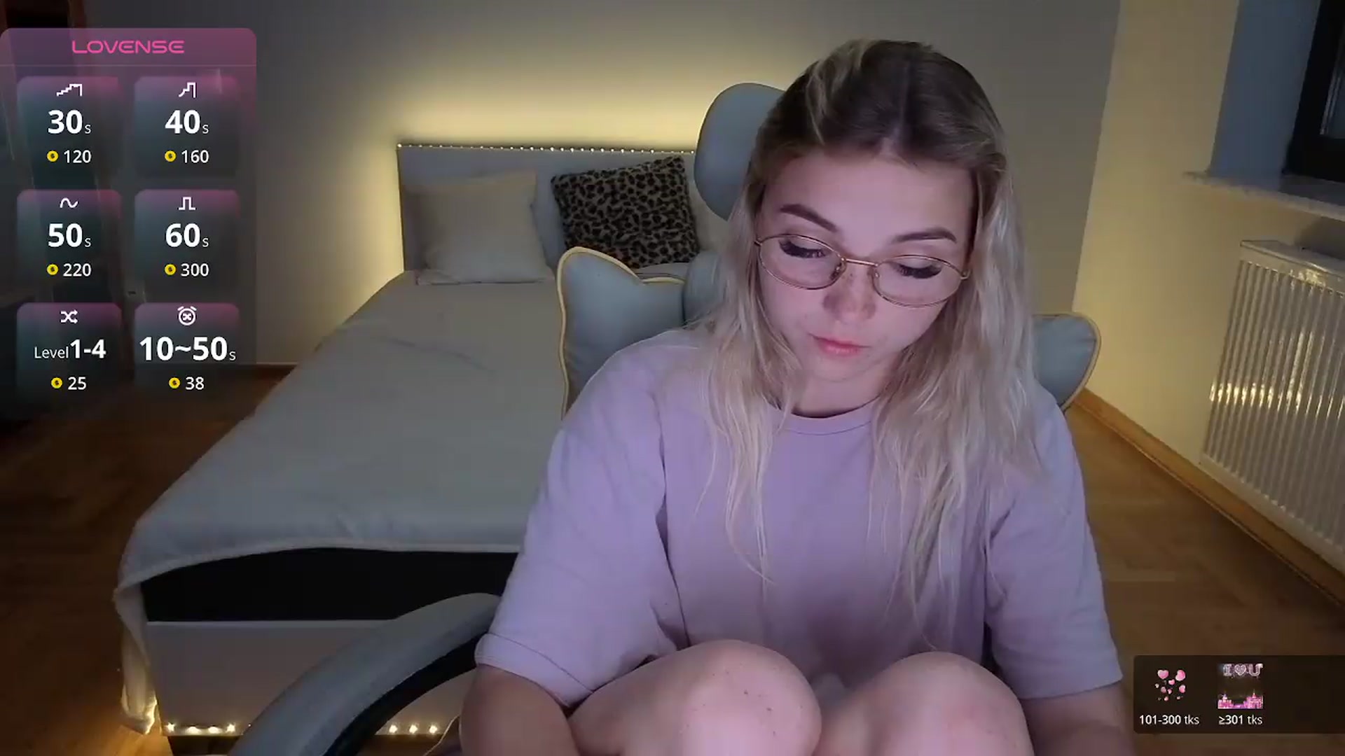 Gallery image thumbnail from Daisyy's myfreecams stream on, 08/22/2026, 18:43 image 10 of 20