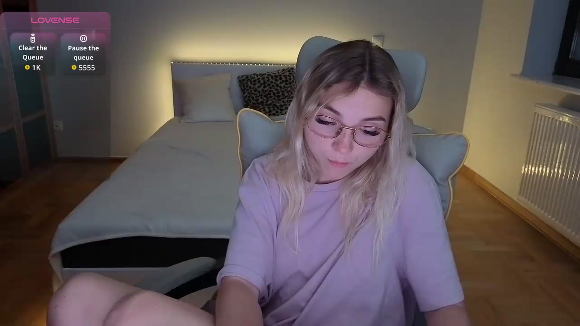 Gallery image thumbnail from Daisyy's myfreecams stream on, 08/22/2026, 18:43 image 9 of 20