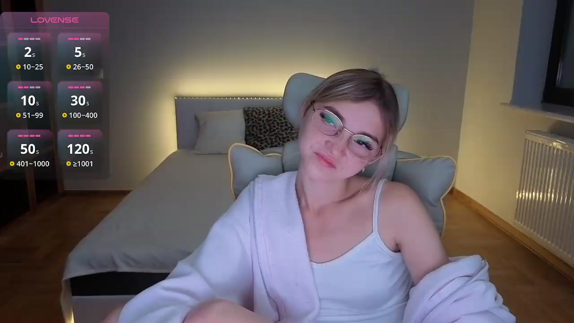 Gallery image thumbnail from Daisyy's myfreecams stream on, 08/23/2026, 22:38 image 3 of 20