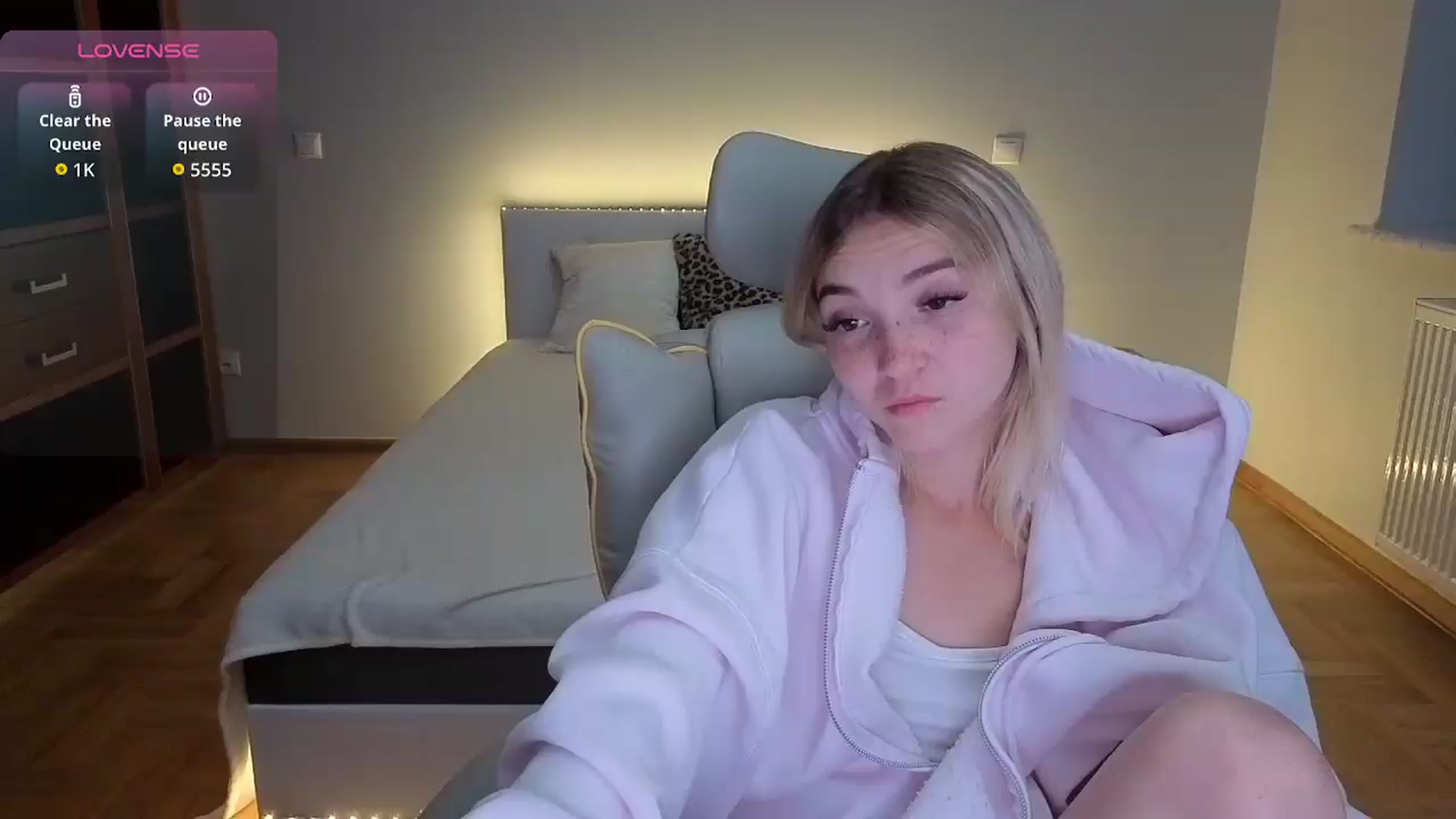 Gallery image thumbnail from Daisyy's myfreecams stream on, 08/23/2026, 23:35 image 18 of 20