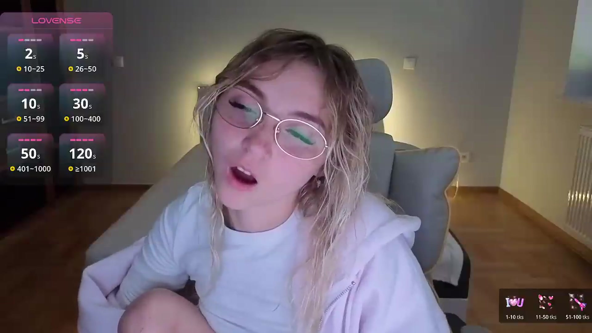 Gallery image thumbnail from Daisyy's myfreecams stream on, 08/24/2026, 14:50 image 11 of 20