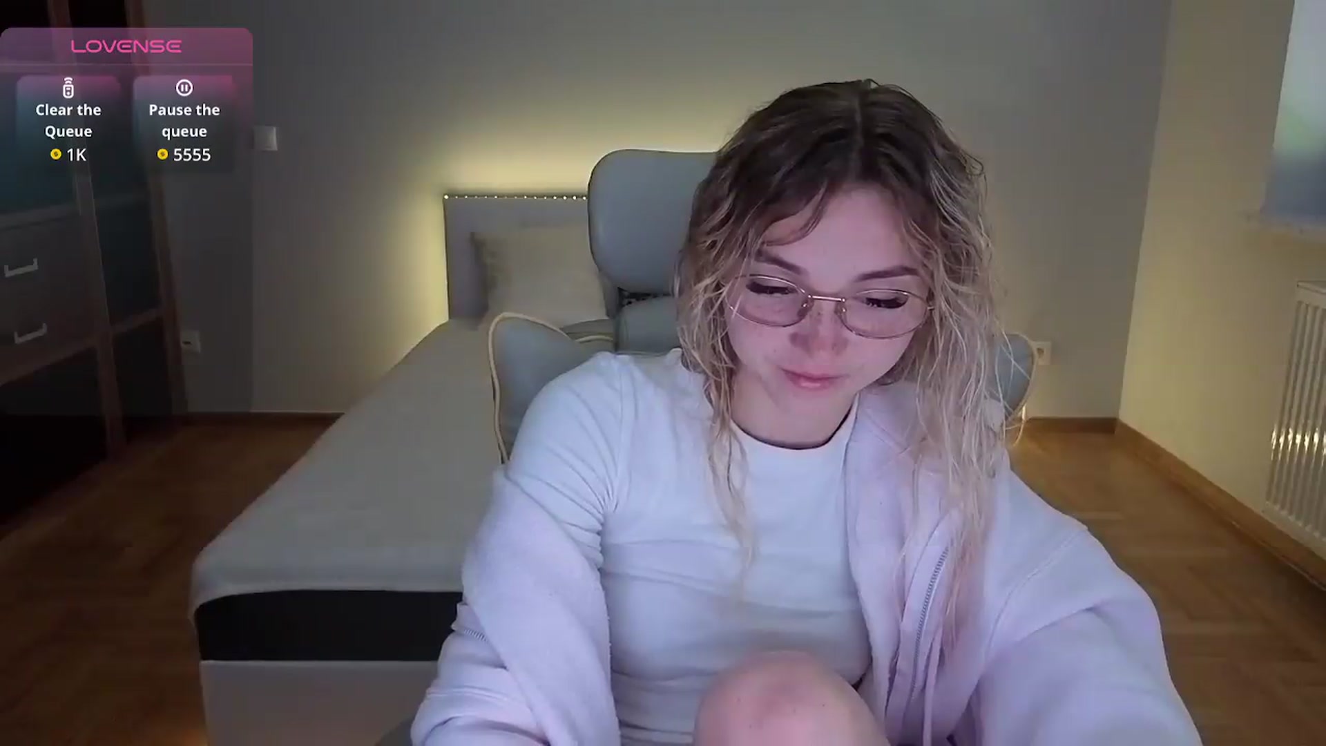 Gallery image thumbnail from Daisyy's myfreecams stream on, 08/24/2026, 14:50 image 9 of 20